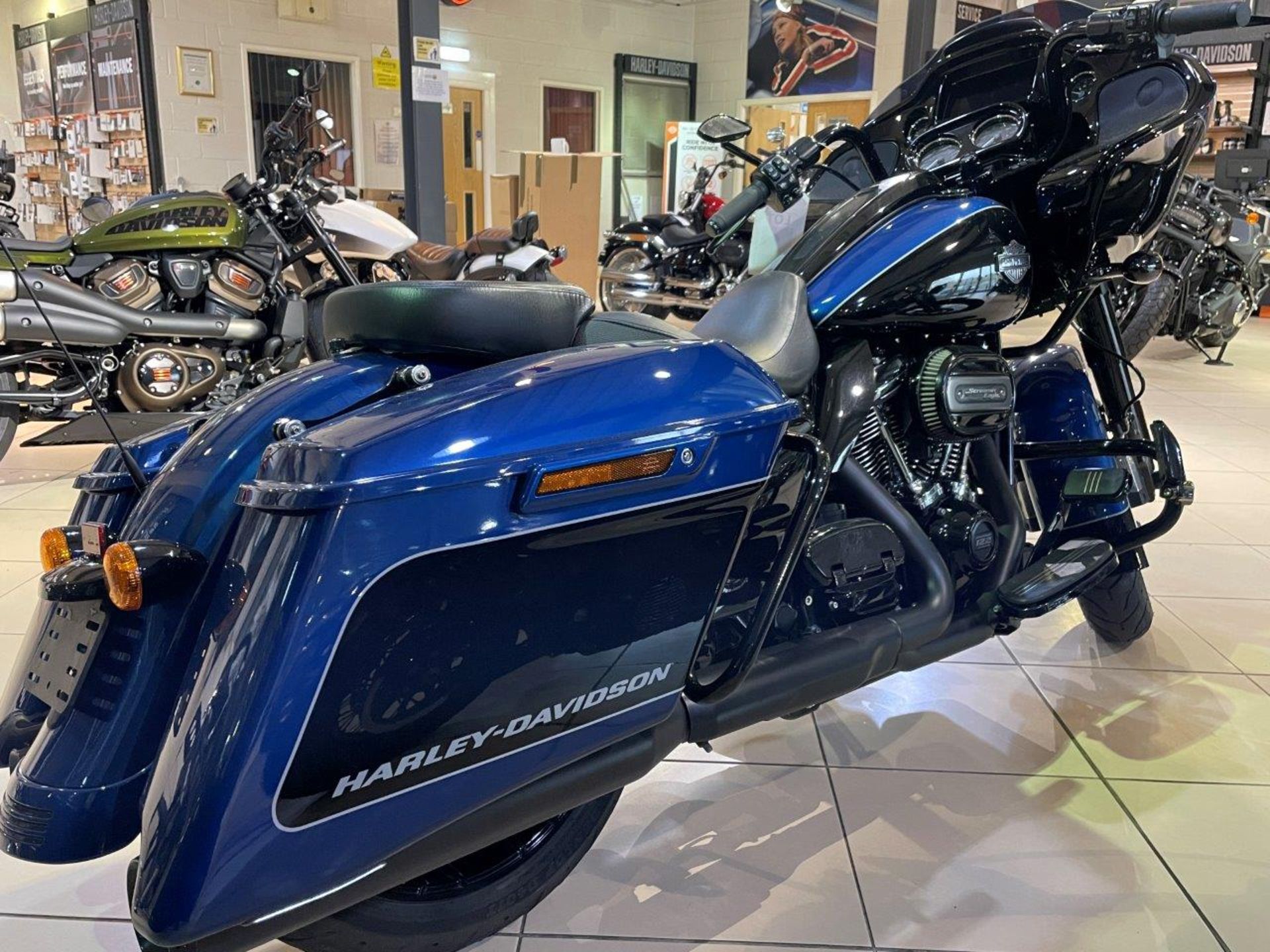 Harley Davidson FLTRXS Road Glide Special, with stage 3 upgrade Motorbike (May 2022) - Image 3 of 20