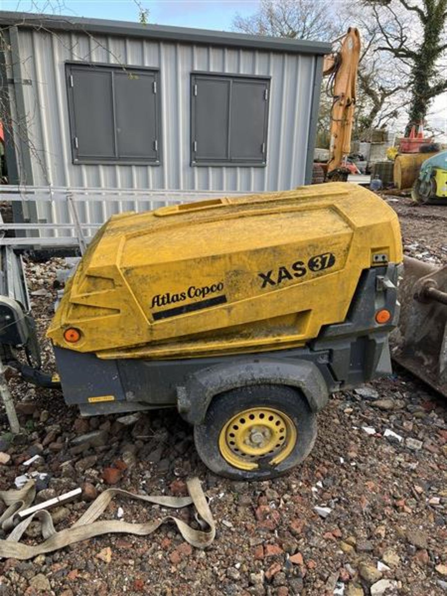 Atlas Copco XAS 37 KD PE Air Compressor (2008) - Image 6 of 8