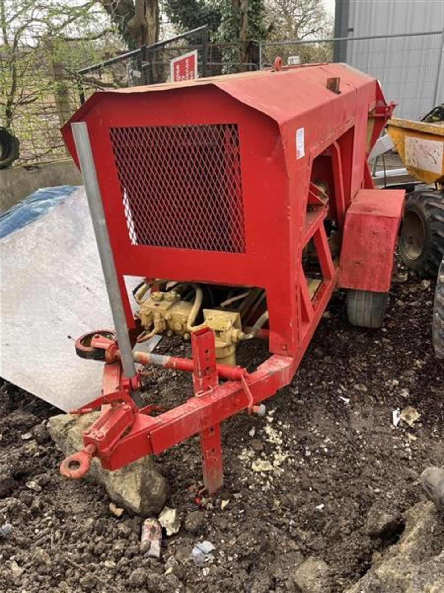 Side Winder Concrete Pump 5" - Image 2 of 7