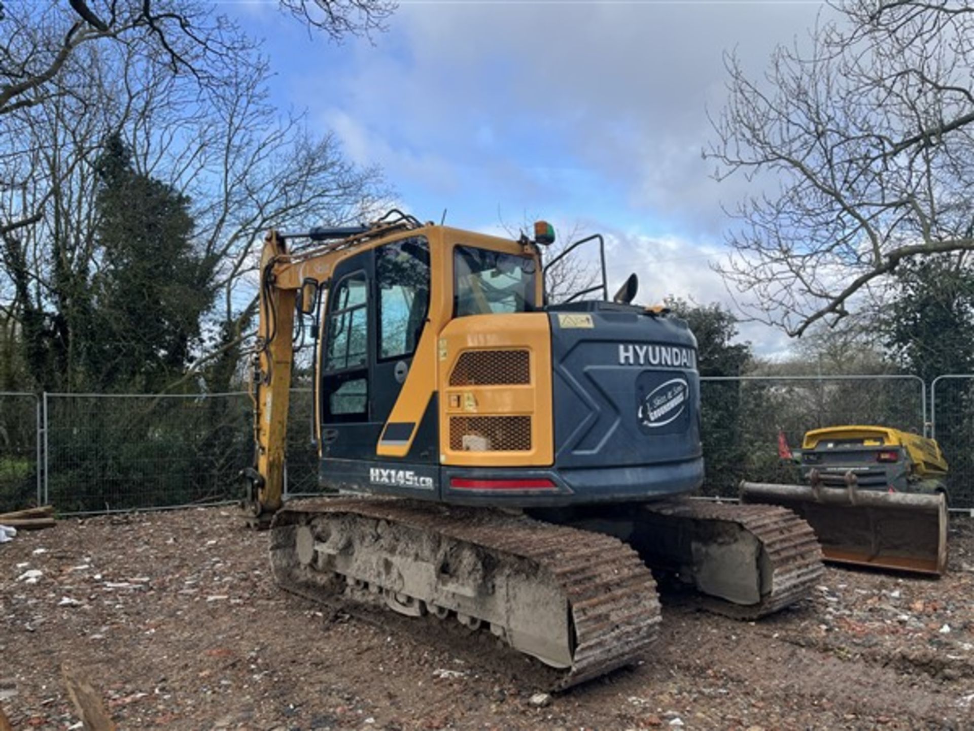 Hyundai HX145 LCR Tracked Excavator (2017) - Image 2 of 9