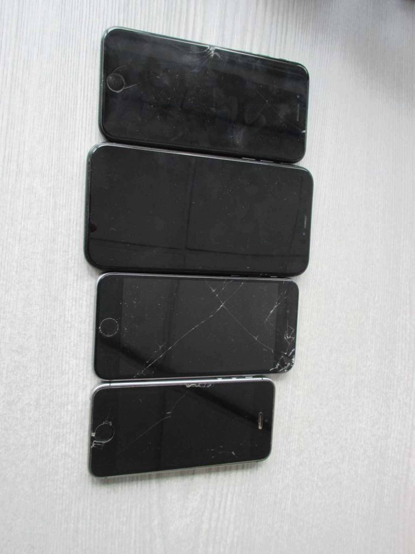 Apple Four assorted iPhones