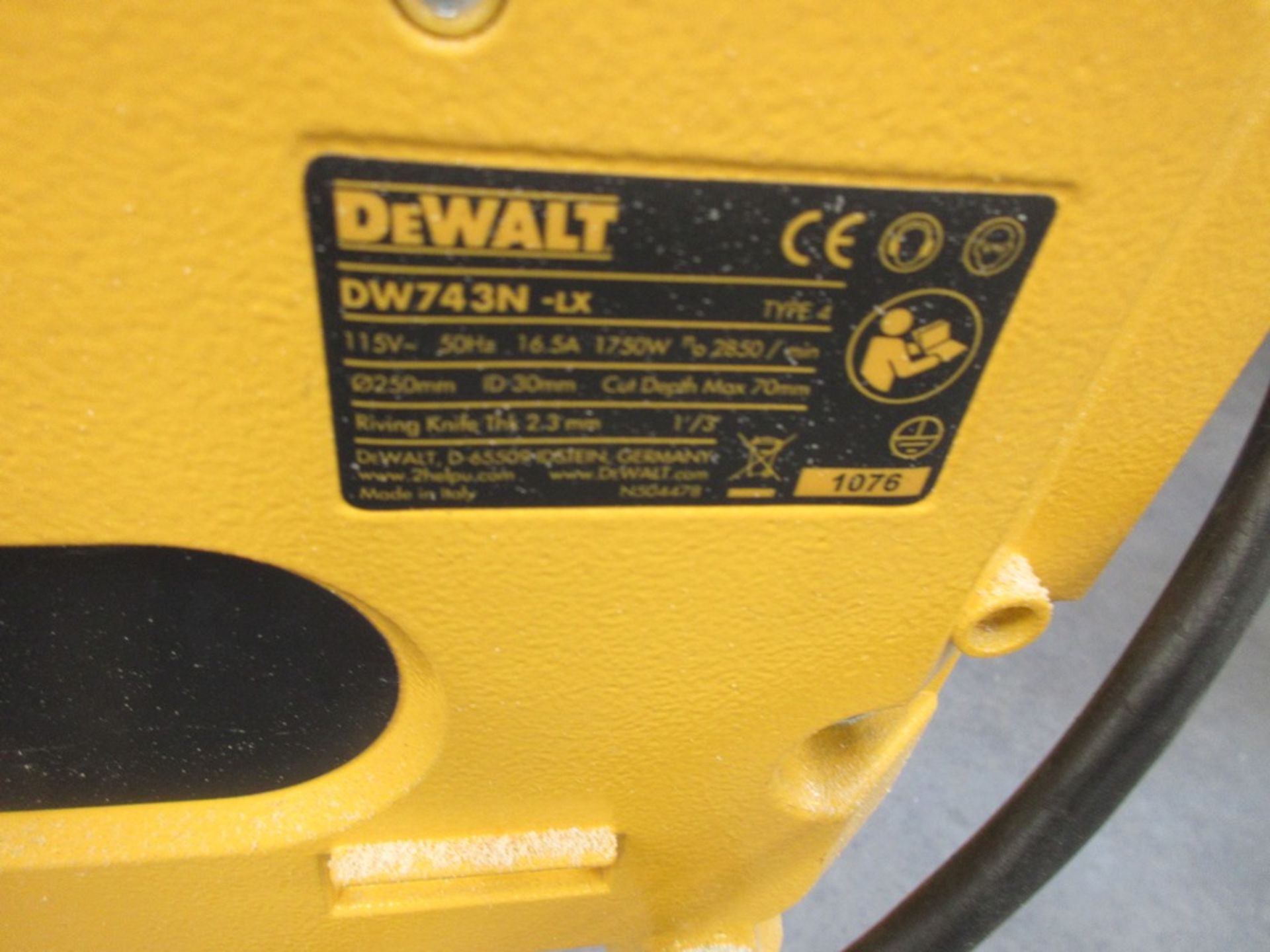 Dewalt DW743N-LX Type 4 table saw - Image 4 of 5