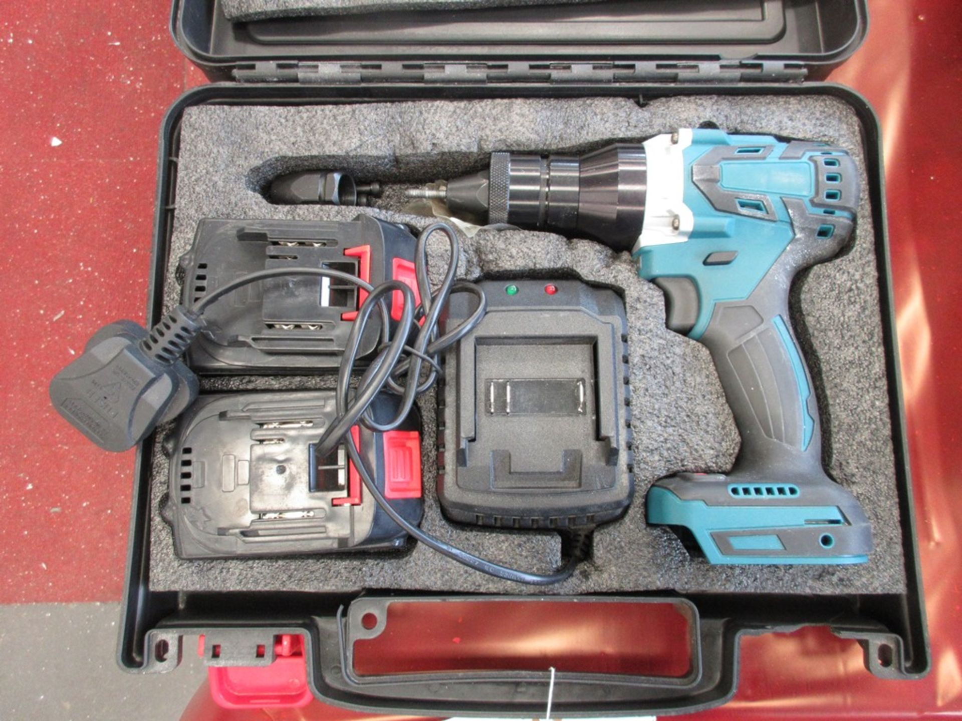 Battery operated 21v rivet gun