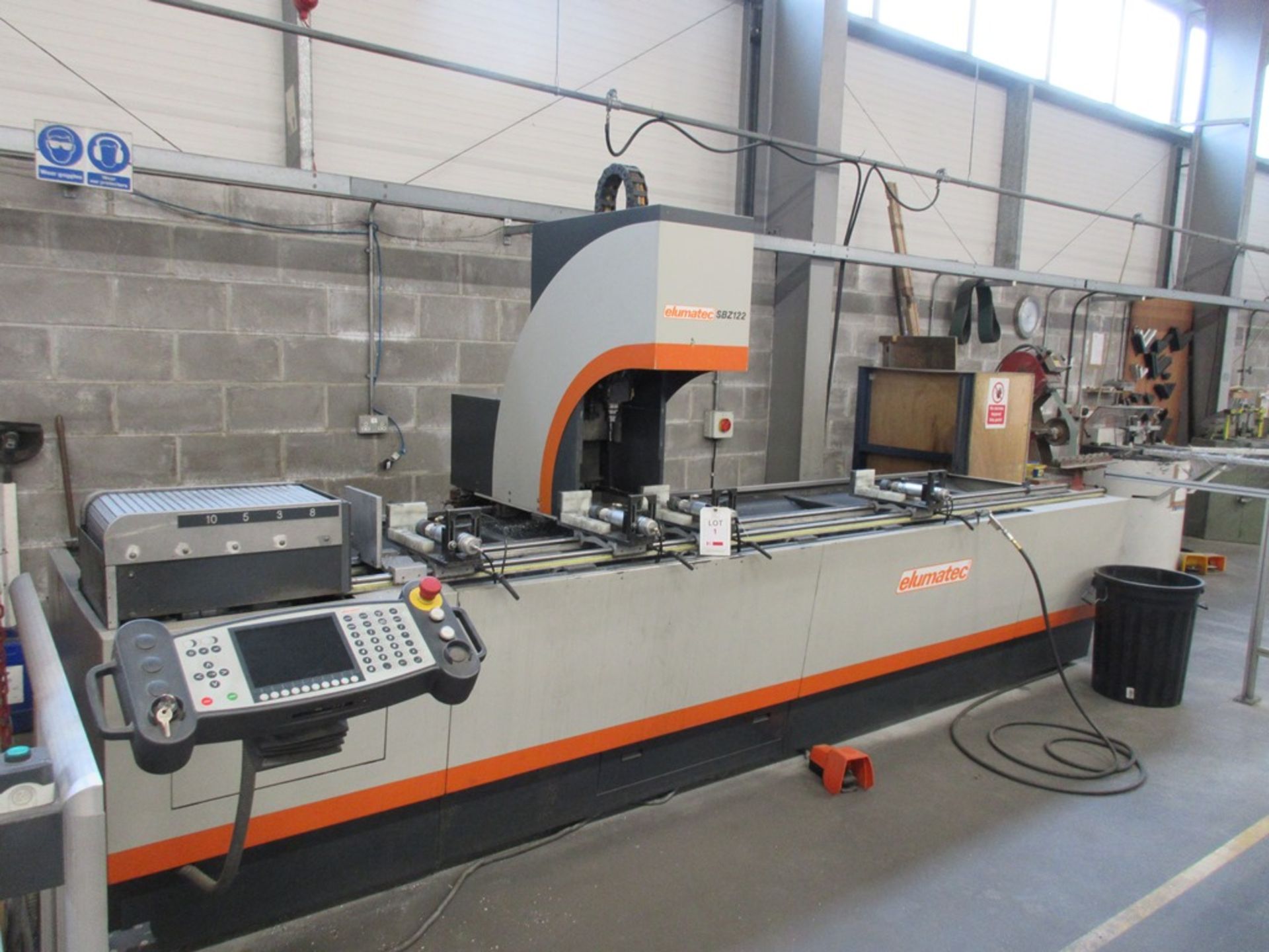 Elumatec SBZ122/10 CNC Profile machining centre (2002) - Image 13 of 16