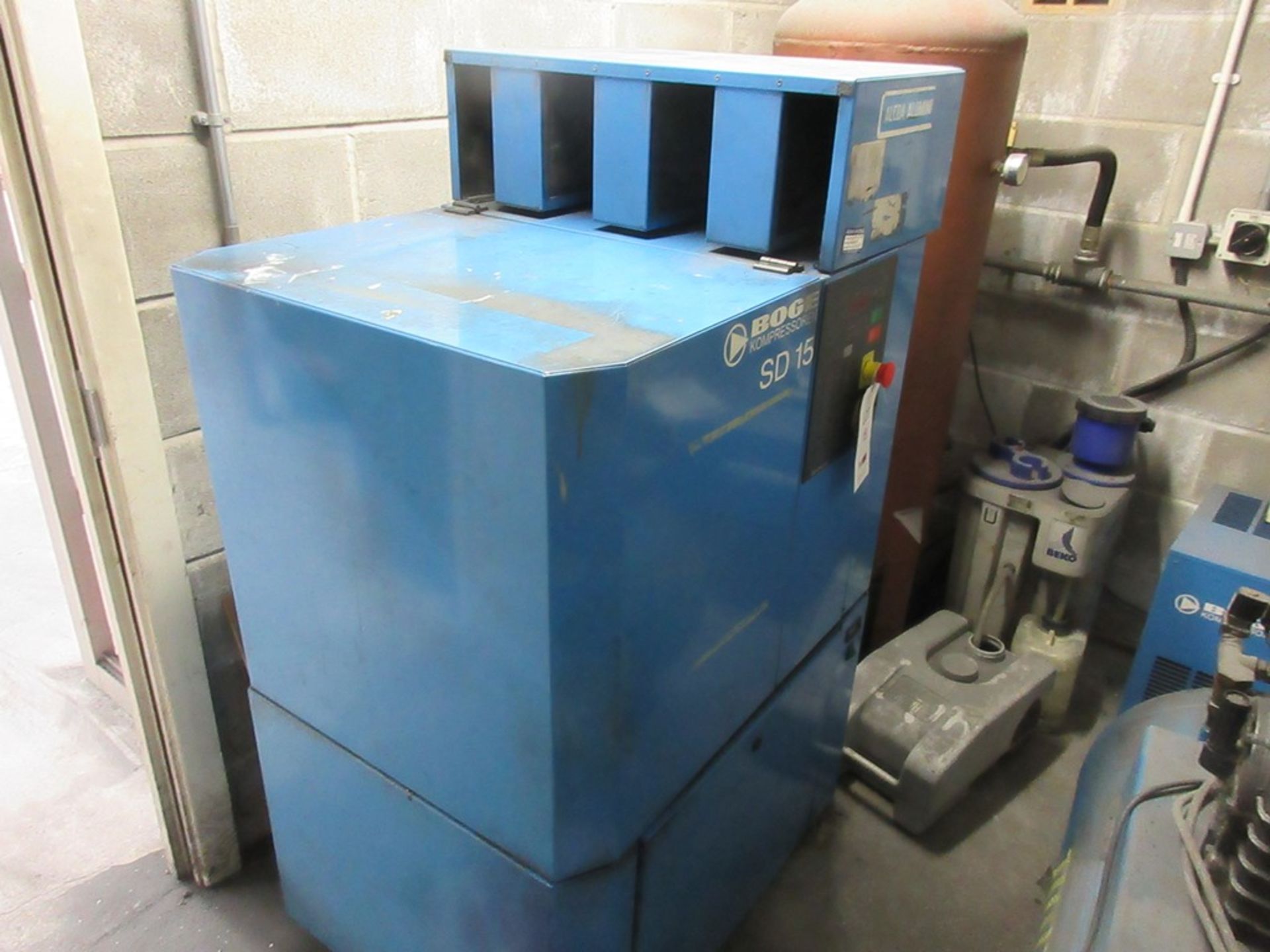 Boge Kompressor SD15 Packaged air compressor (1999) - Image 2 of 10