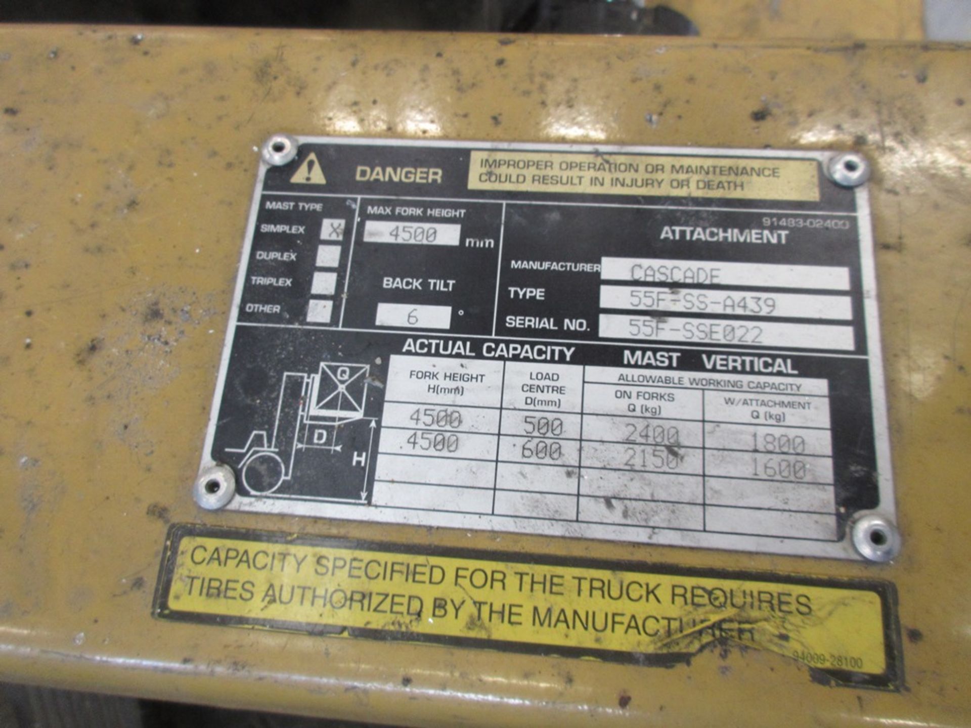 Caterpillar DP25K Forklift truck (2003) - Image 6 of 13