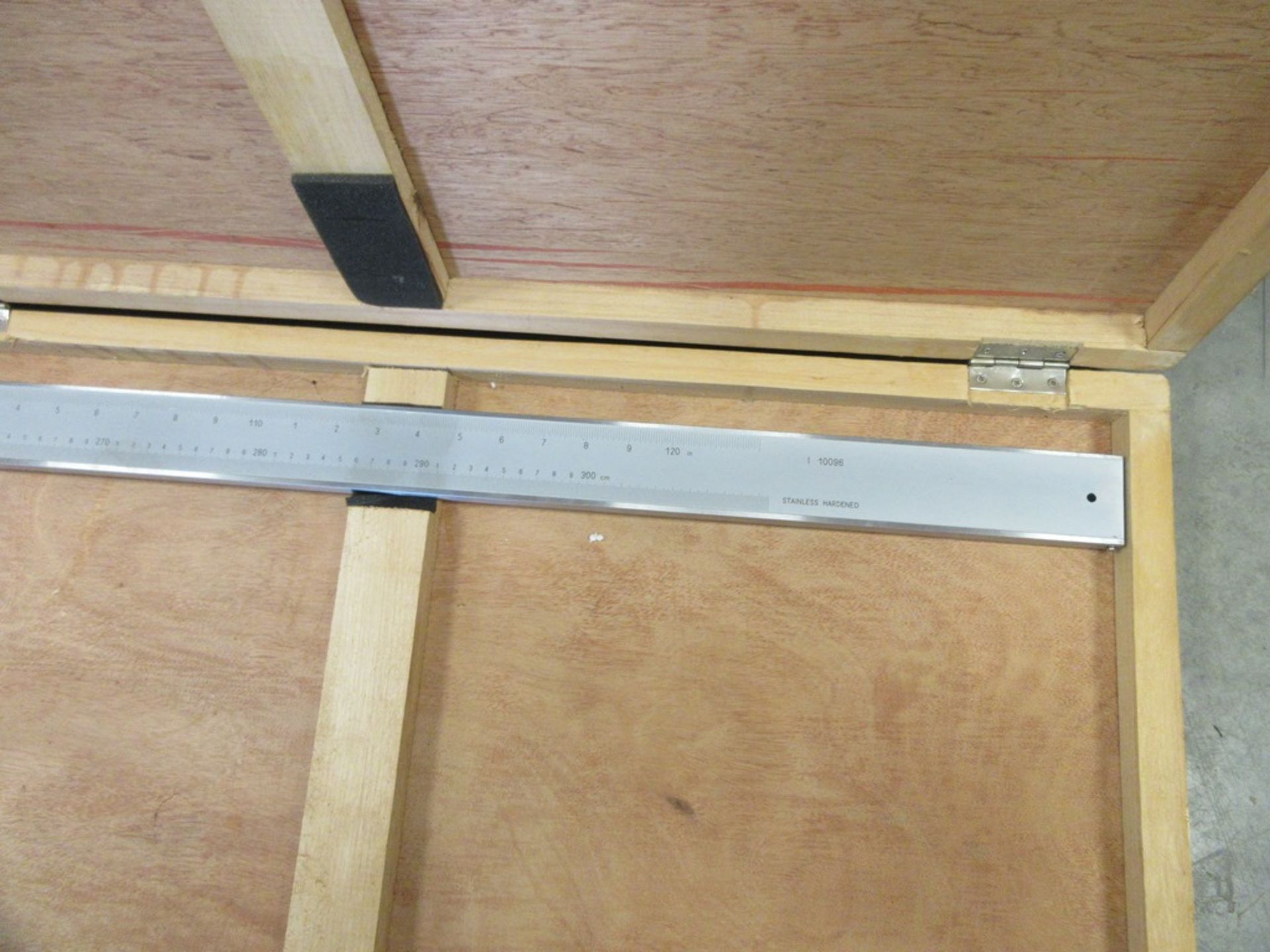 Moore and Wright 3 Meter vernier, unused - Image 3 of 4