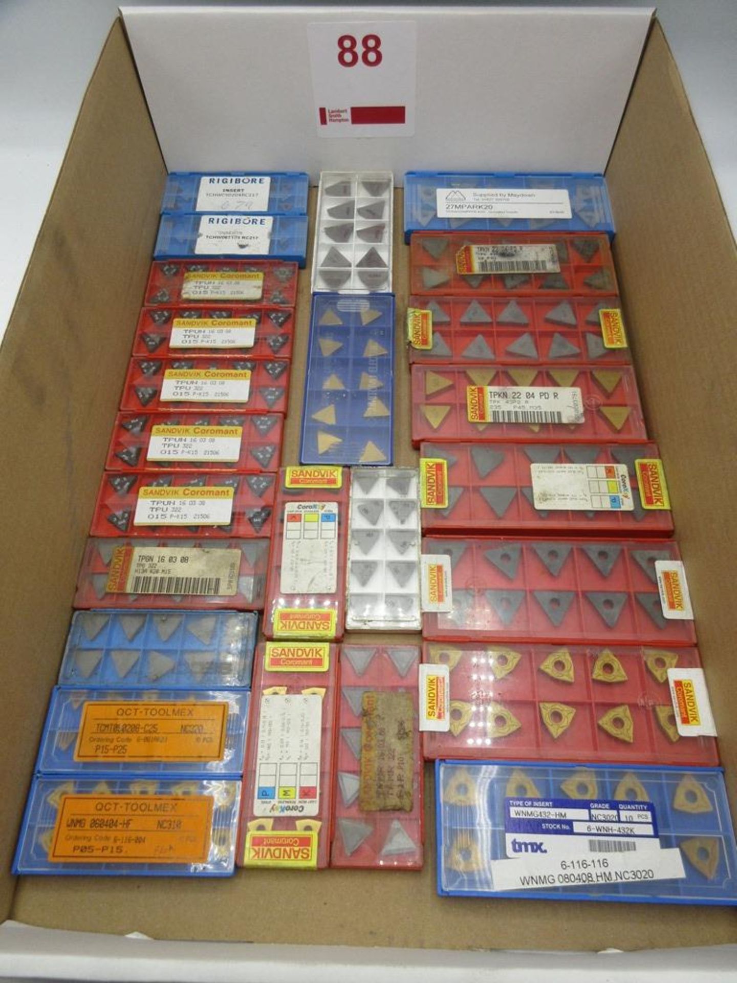 Box carbide inserts