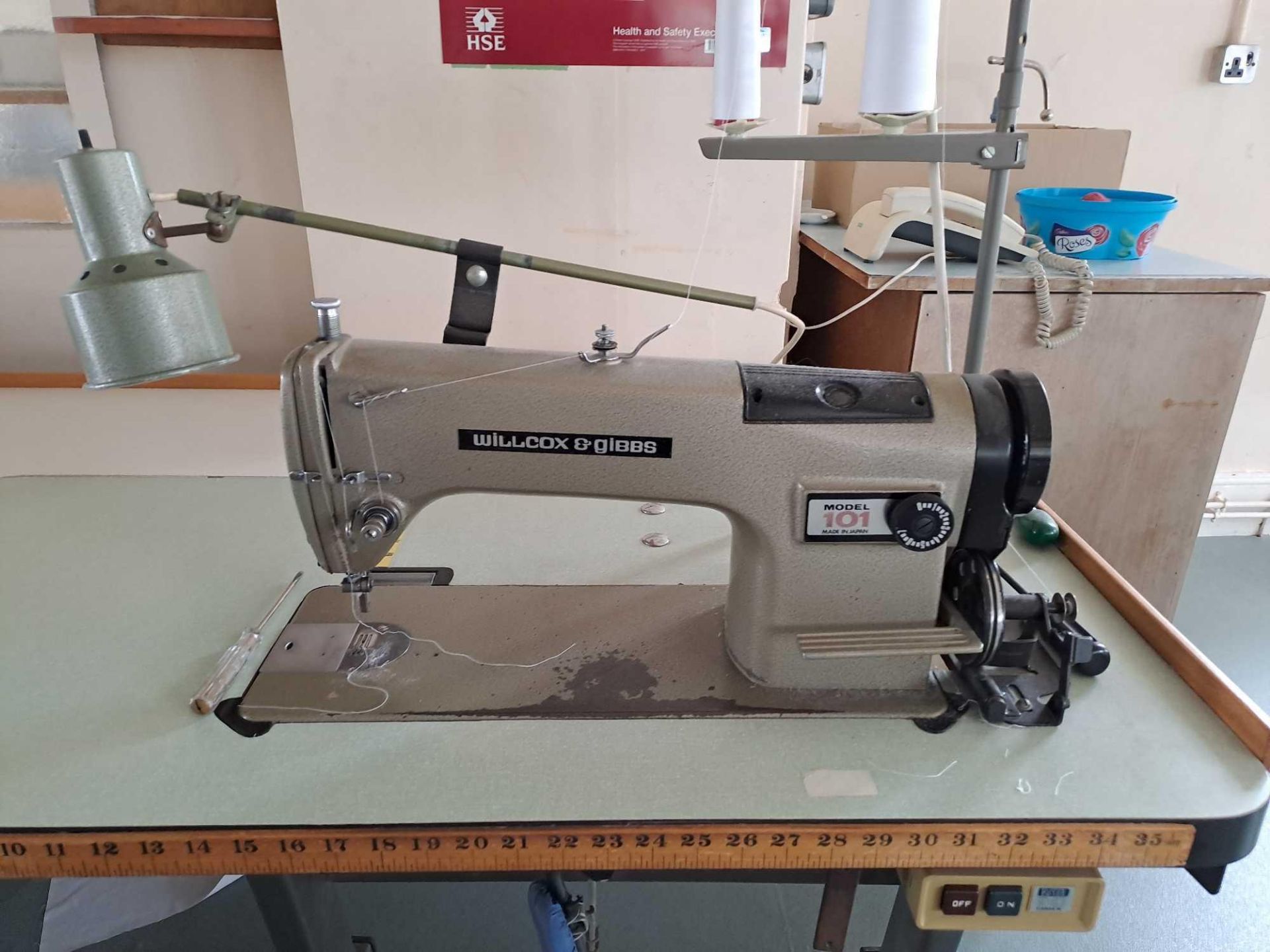 Willcox & Gibbs 101B Sewing Machine - Image 2 of 5
