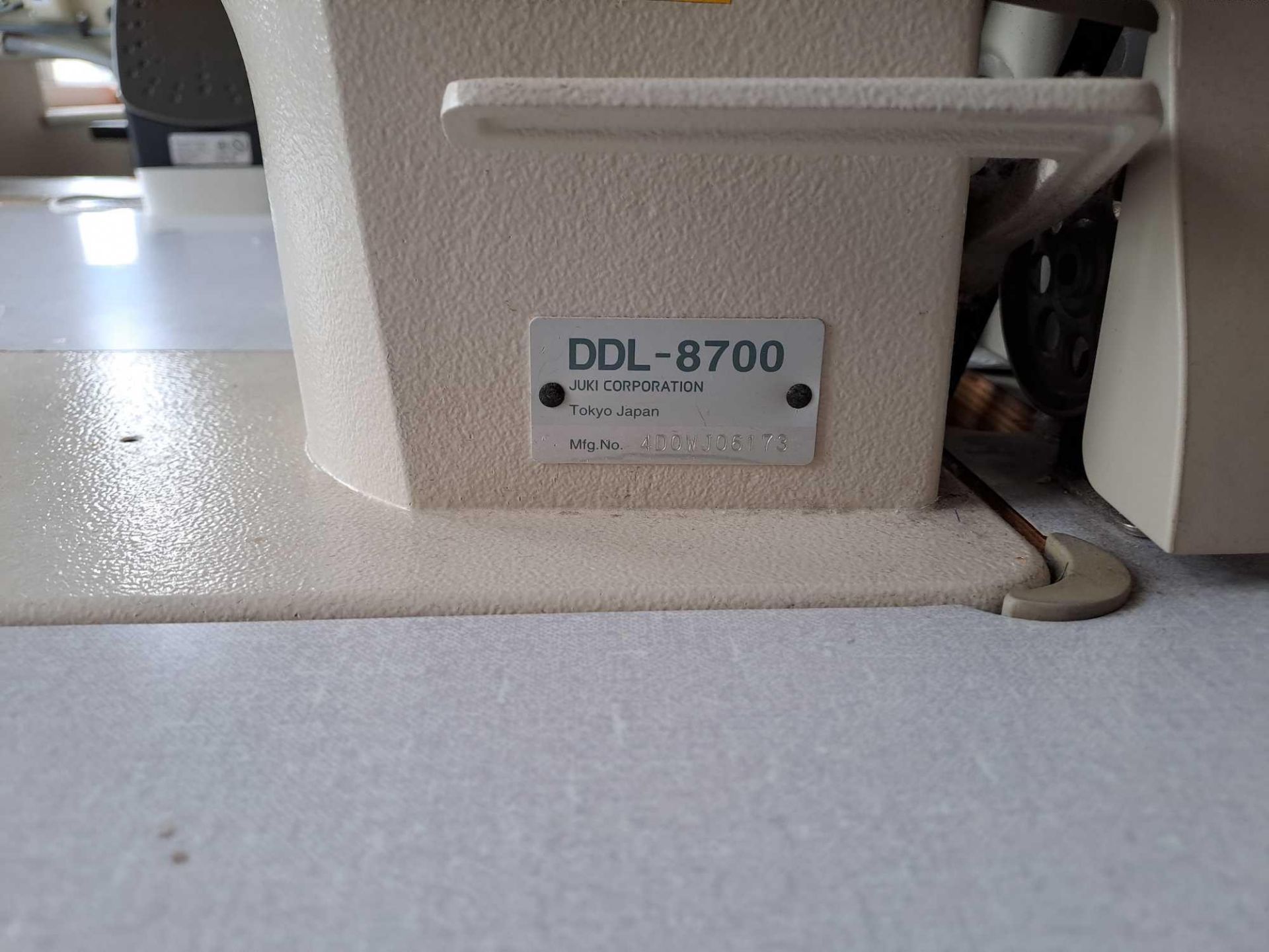 Juki DDL-8700 Sewing Machine - Image 2 of 4