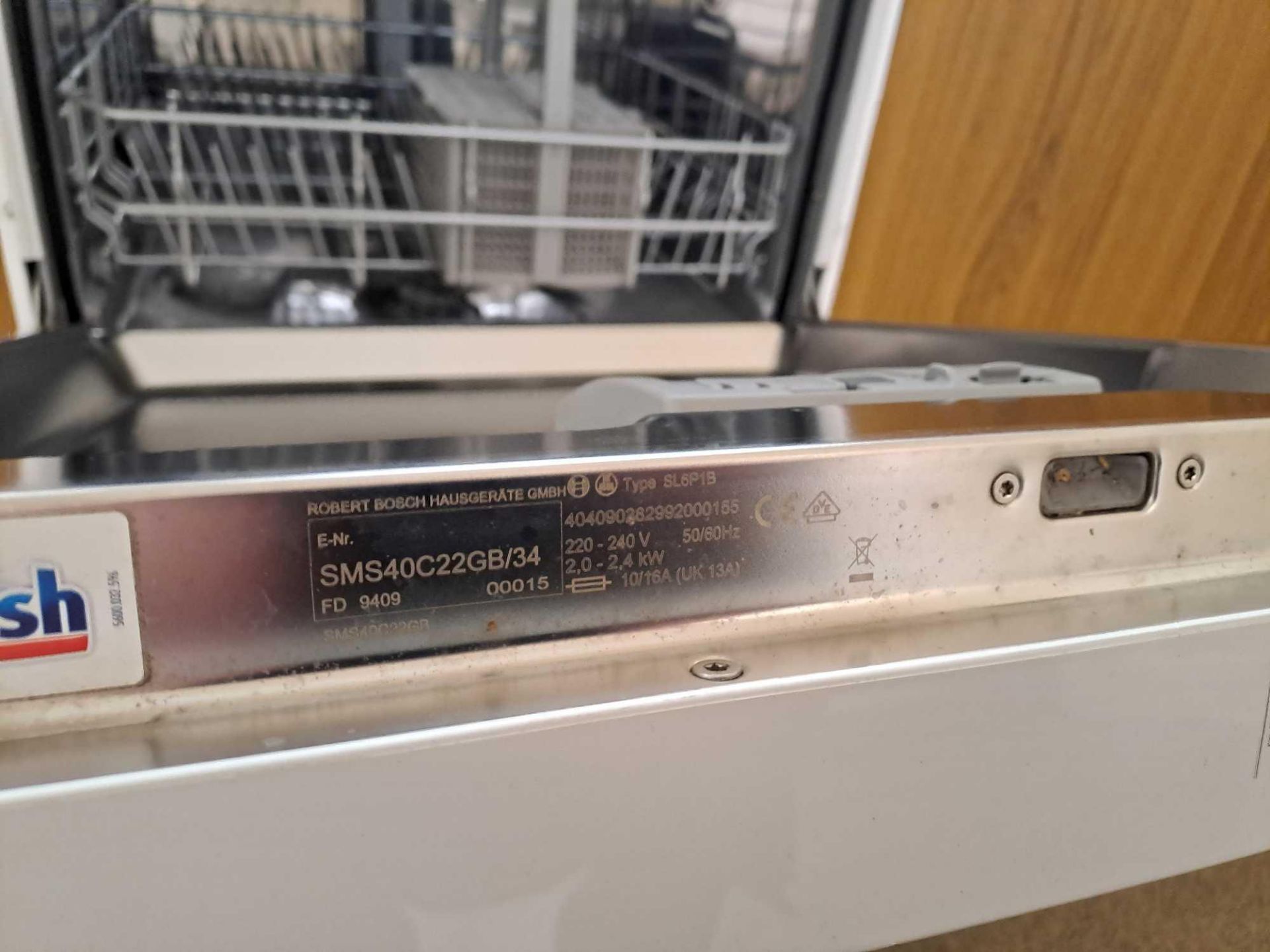 Bosch Under counter dishwasher - Image 3 of 4