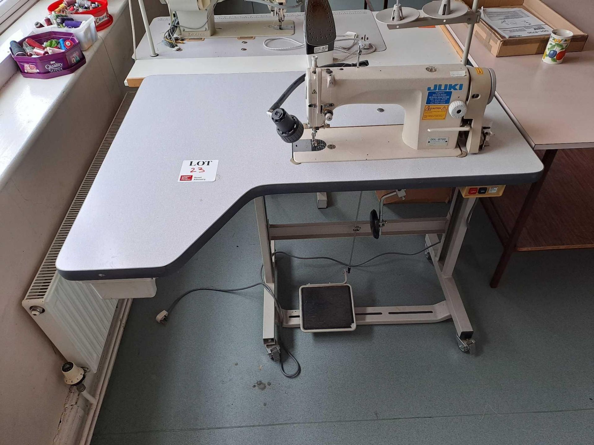 Juki DDL-8700 Sewing Machine