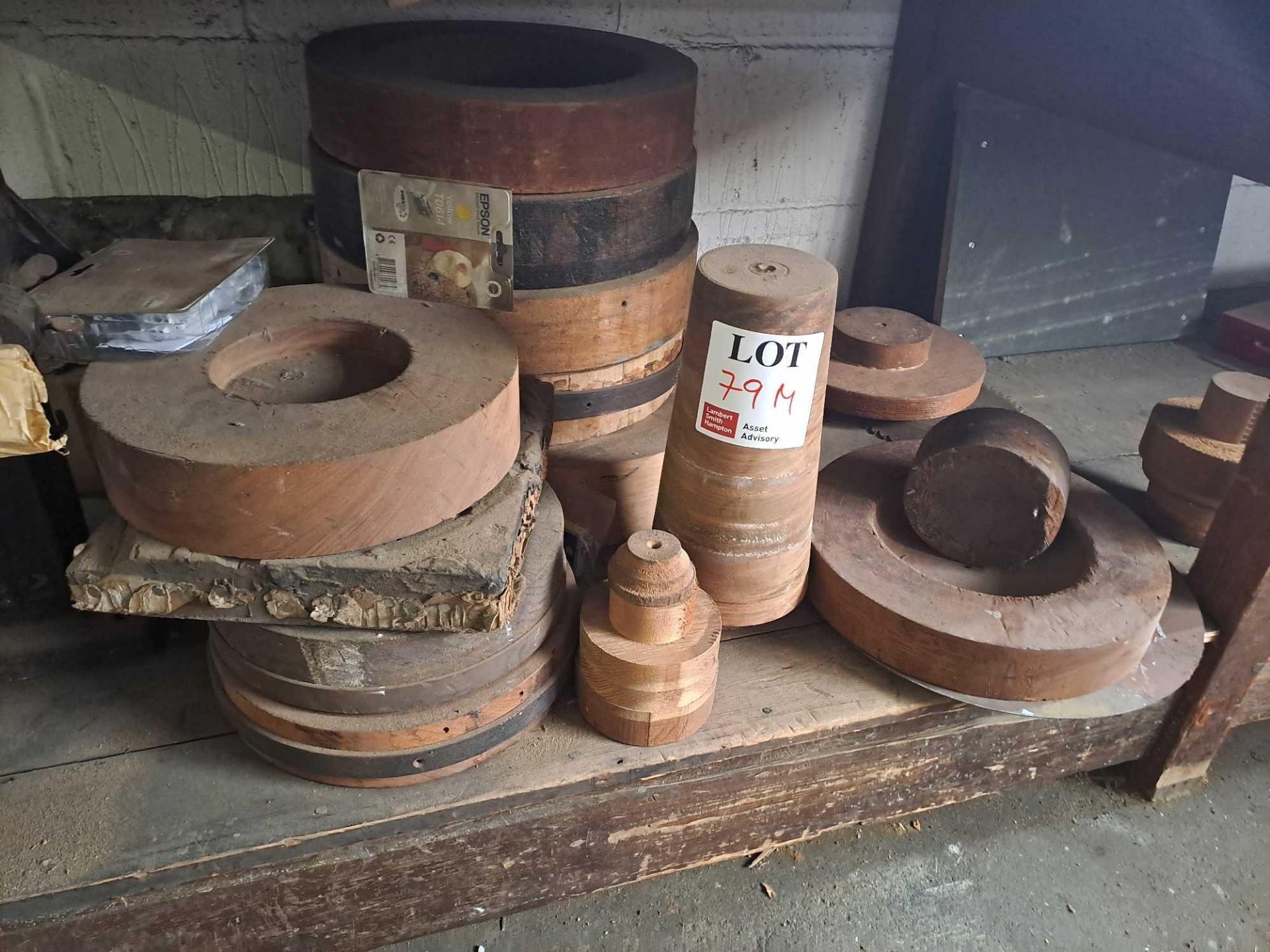 Assorted wooden formers as lotted - Image 3 of 4