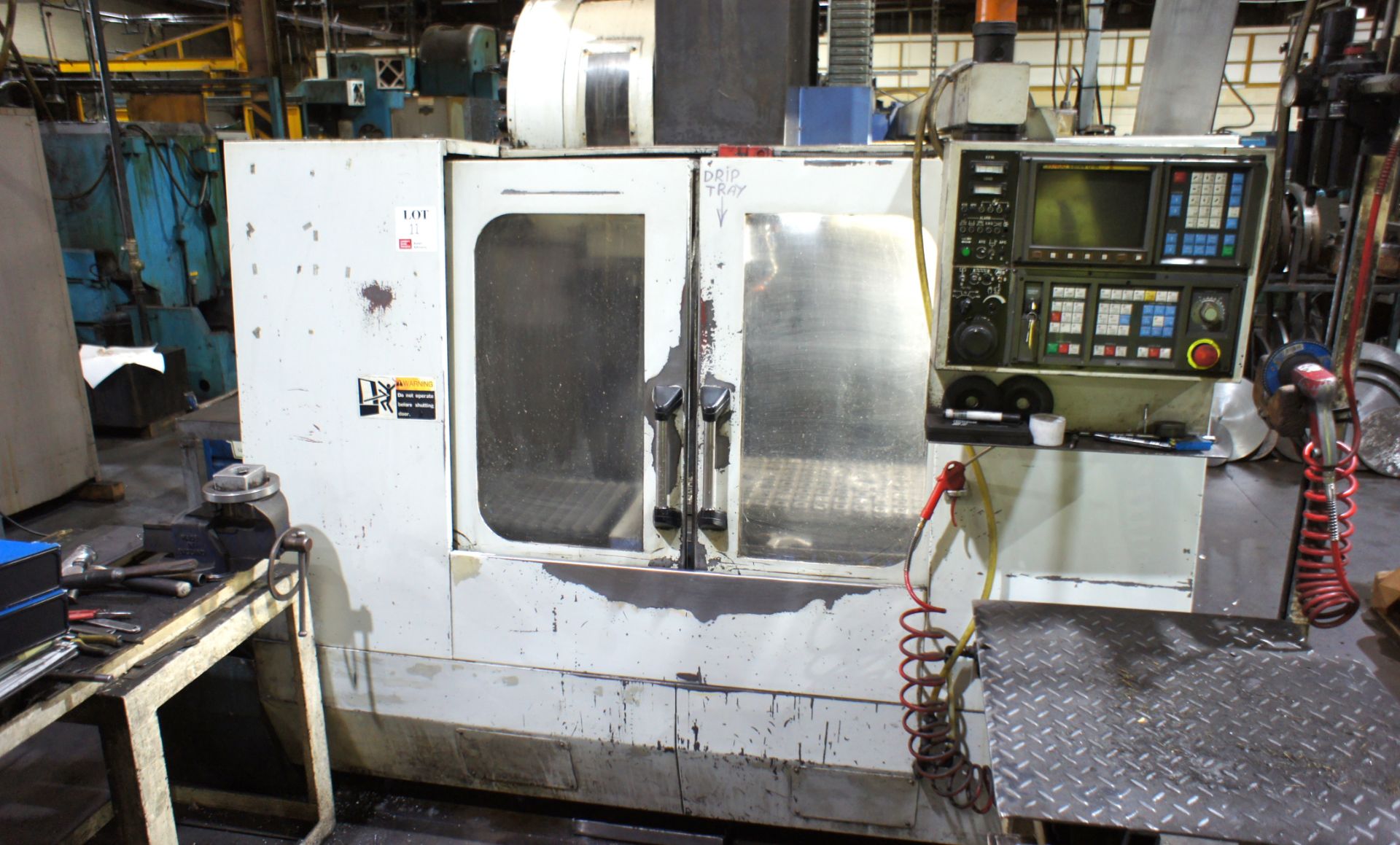 LITZ Heavy Industry Ltd LV2FSRB4 CNC machining centre, 24-position auto tool changer with Fanuc O- - Bild 2 aus 10