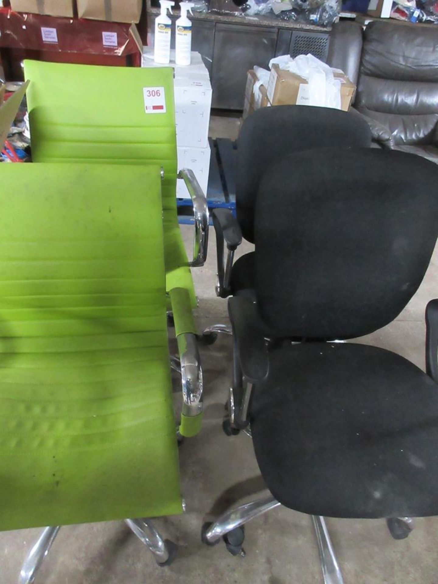 4 x assorted swivel chairs - Image 2 of 3