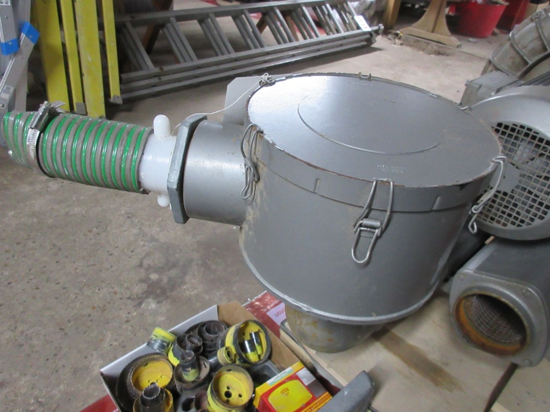 Becker SV 569011-01 dust extractor (2011) - Image 3 of 5