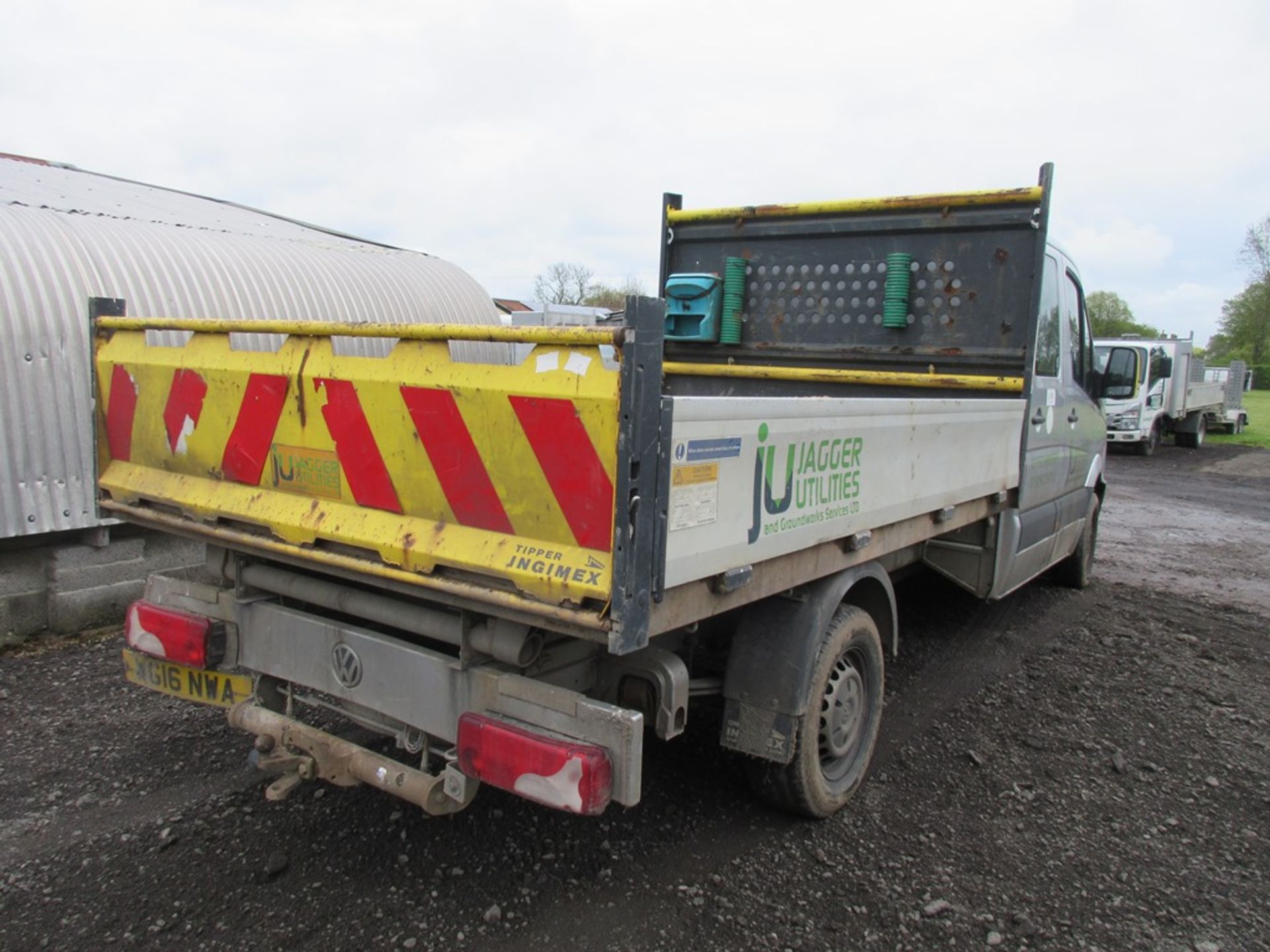 Volkswagen Crafter CR35 2.0 TDI Double Cab Tipper, 134bhp (29/04/2016) - Image 5 of 18