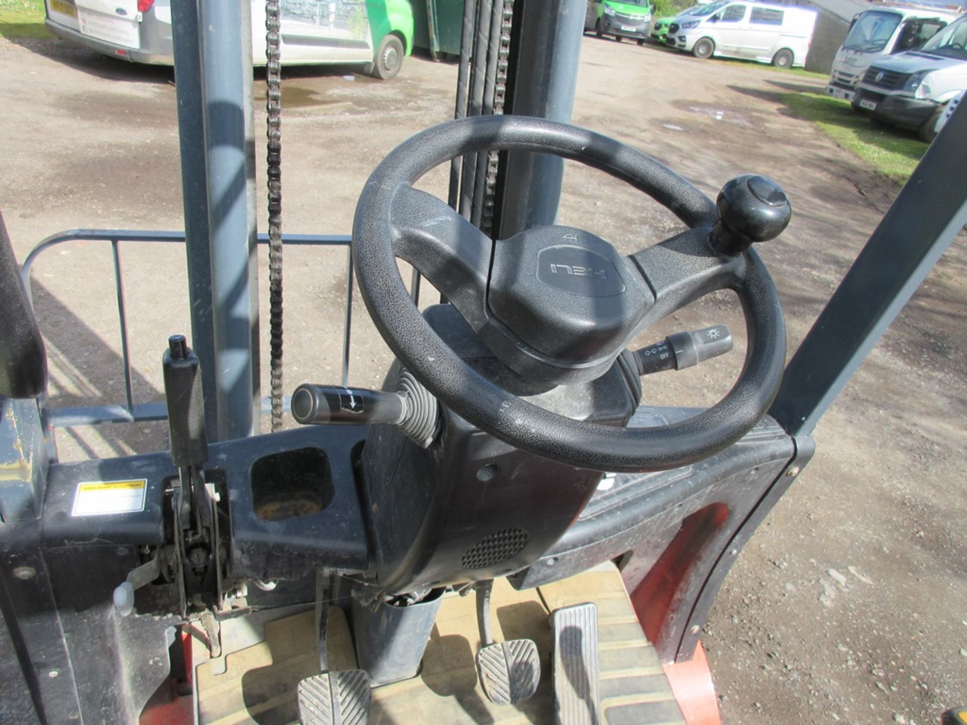 Heli FG15G LPG ride-on dual mast forklift truck (2012) - Image 8 of 12