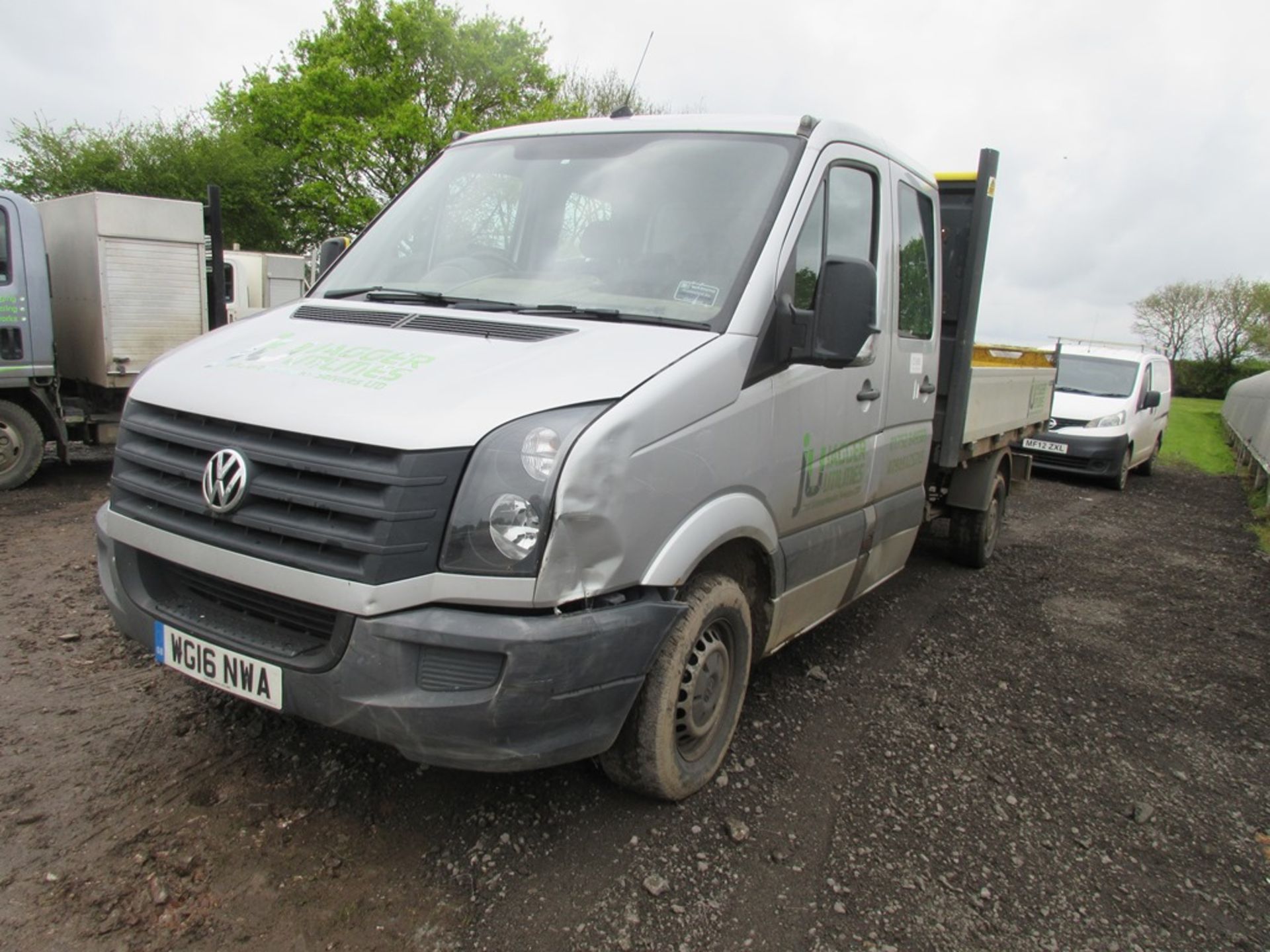 Volkswagen Crafter CR35 2.0 TDI Double Cab Tipper, 134bhp (29/04/2016) - Image 2 of 18