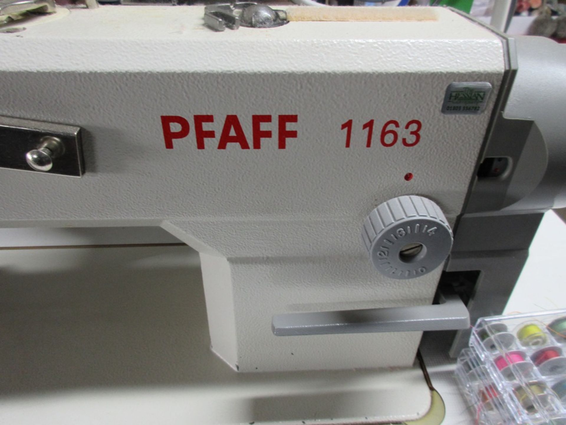 Pfaff 1163 HVP-N PH.1 flat bed sewing machine - Image 3 of 5