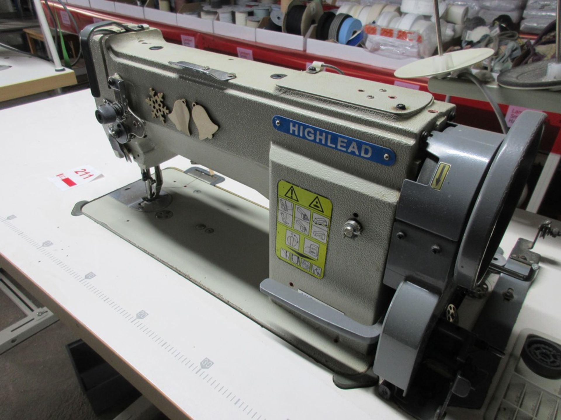 Highlead GC0618-1-SC flat bed sewing machine, 240v - Image 3 of 4