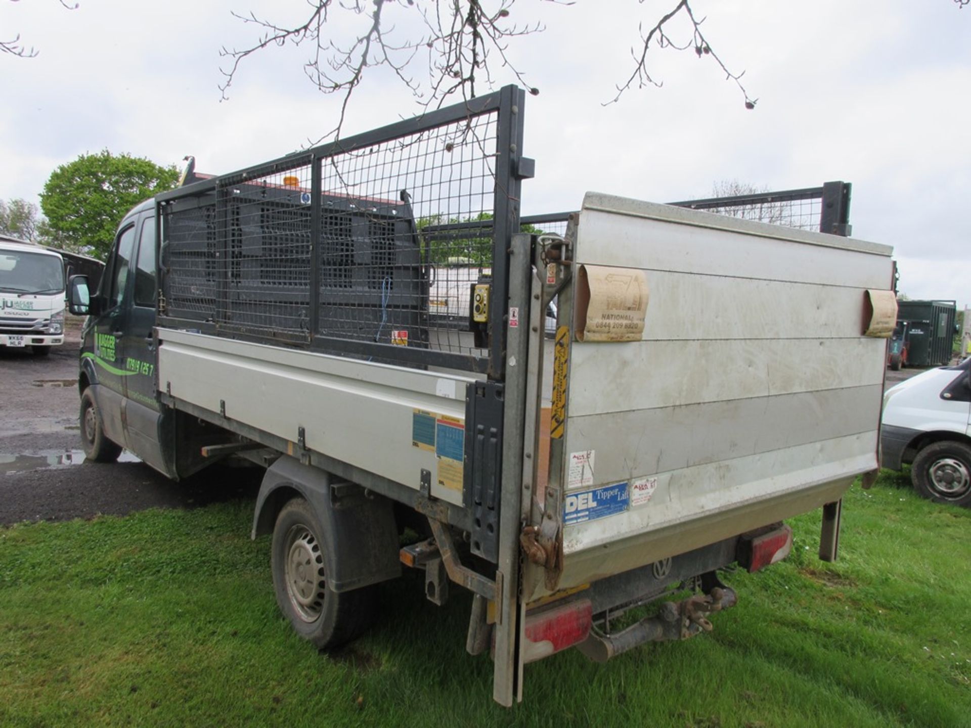 Volkswagen Crafter CR35 2.0 TDI LWB dropside, 107bhp (13/08/2015) - Image 5 of 19