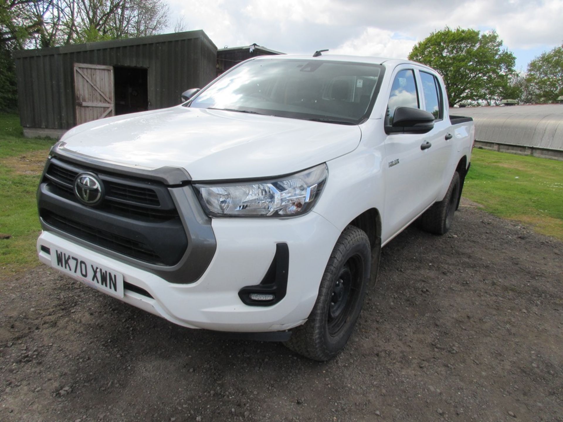 Toyota Hilux Active 2.4D-4D 4Wd Double Cab pickup, 147bhp (19/01/2021) - Image 2 of 18