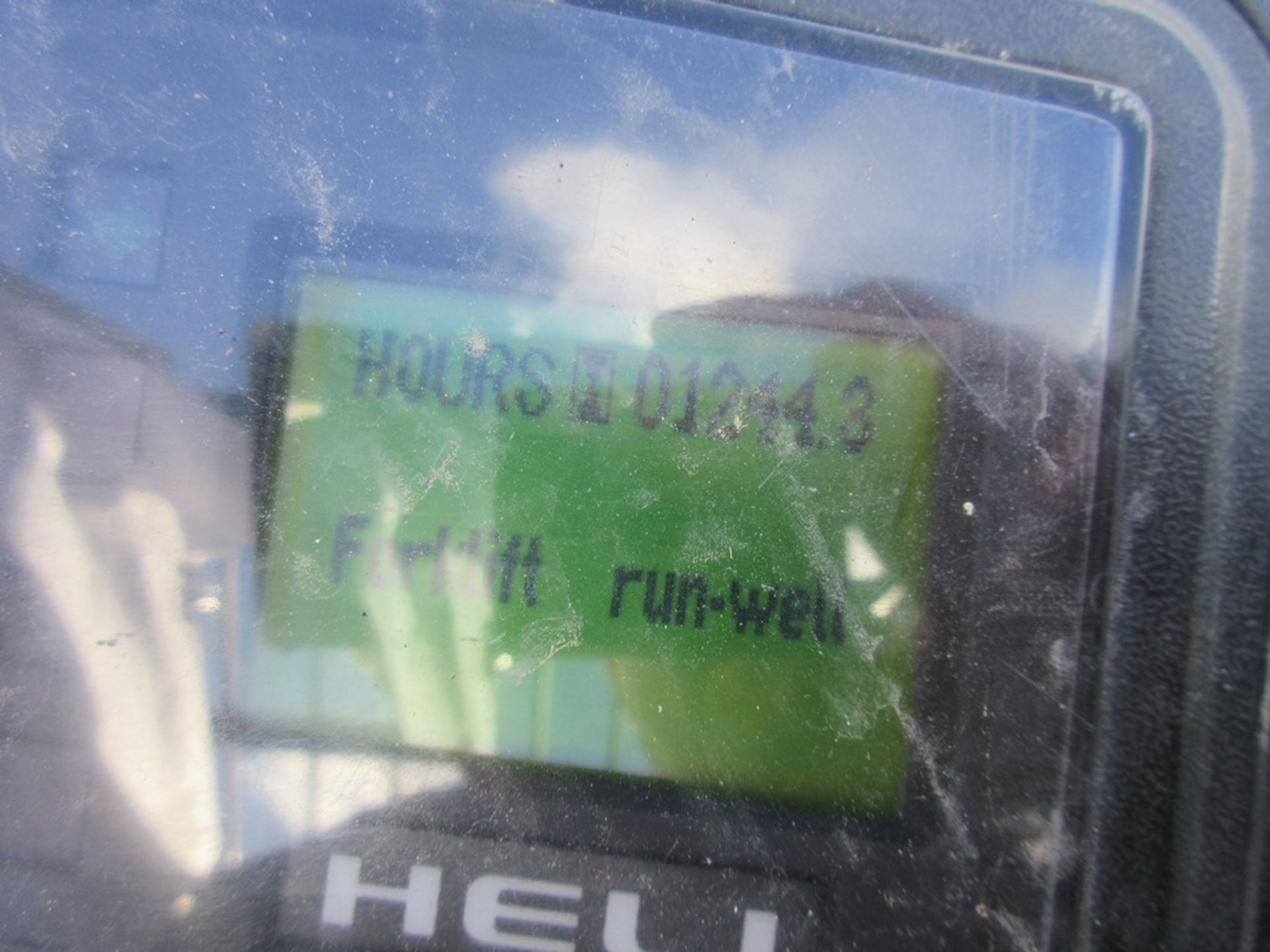 Heli FG15G LPG ride-on dual mast forklift truck (2012) - Image 10 of 12