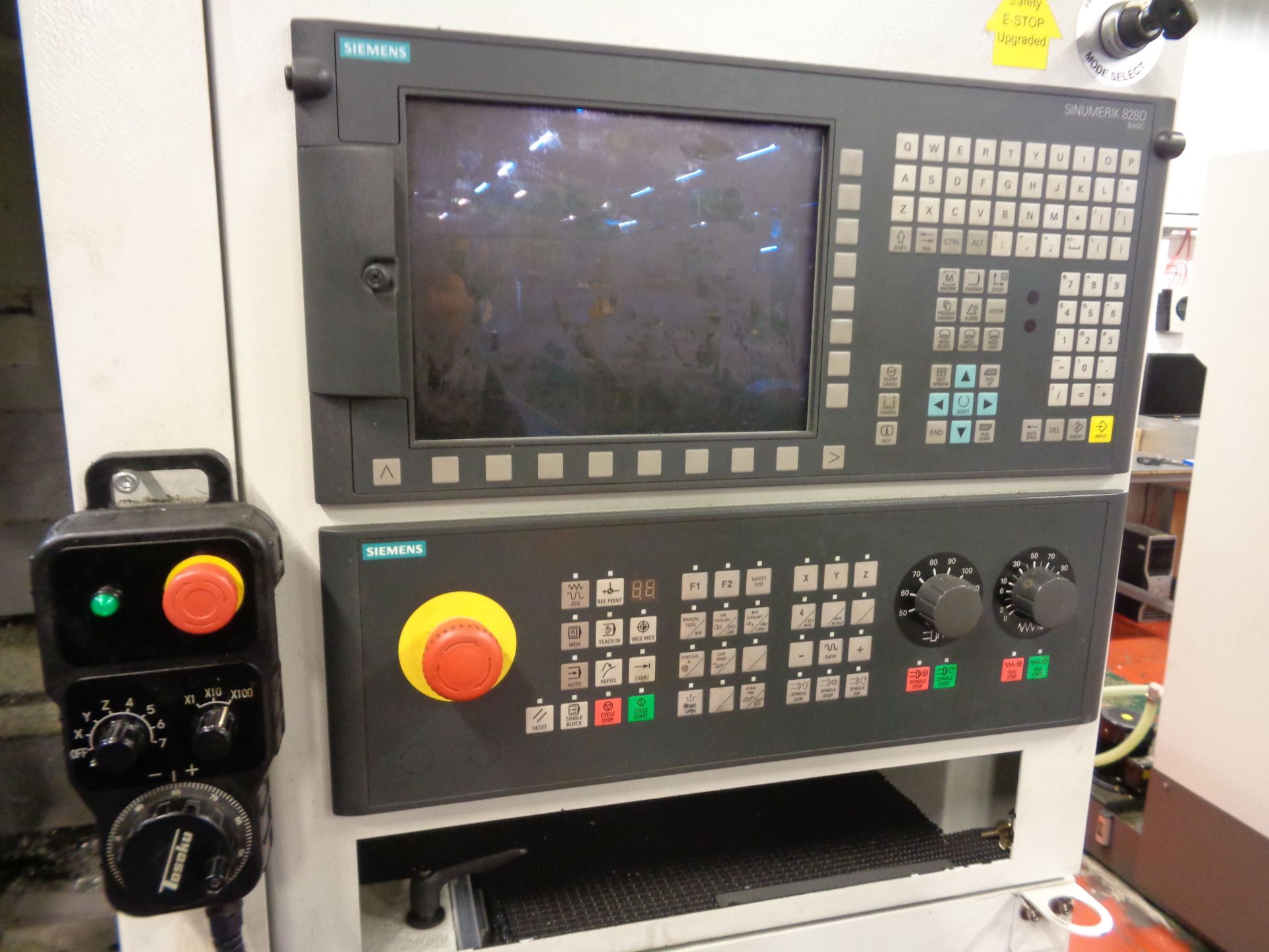 XYZ 750 LR CNC vertical machining centre serial no. SMA10102 (2017), 20 ATC table size 830 x - Image 7 of 10