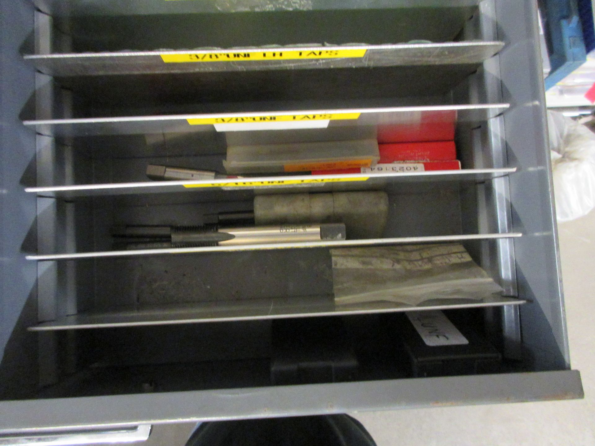 Steel metal 30 drawer storage cabinet, 1m x 500 x height 1820mm with contents including hose - Image 11 of 18