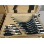 Set of Mitutoyo micrometers & rods, 0-25 to 275-300mm