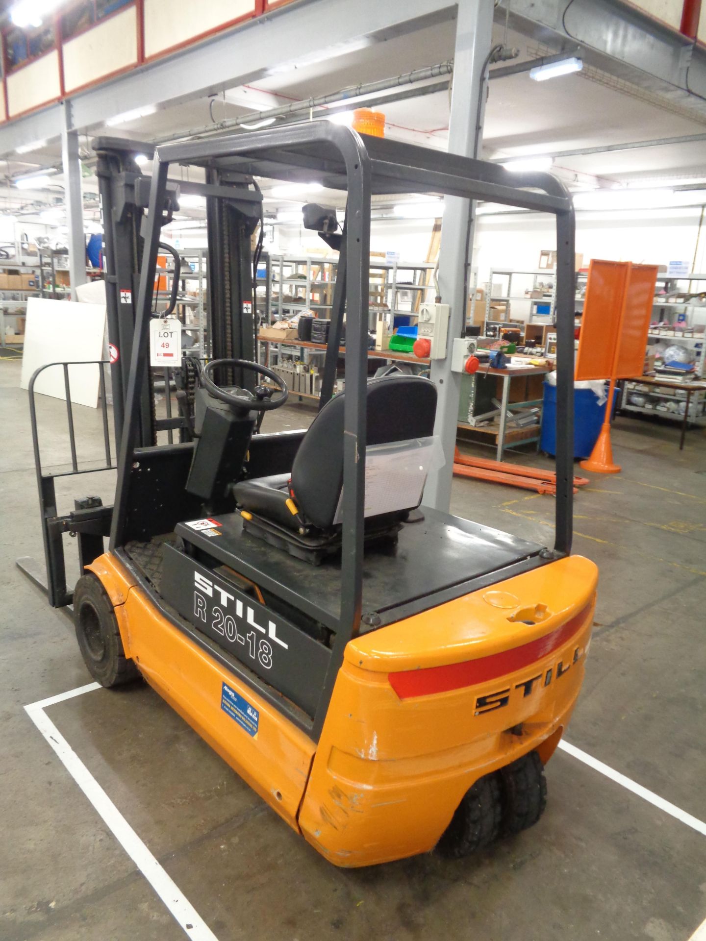 Still R20-18 battery operated triplex forklift truck with side shift serial no. 512004008484 ( - Image 4 of 6