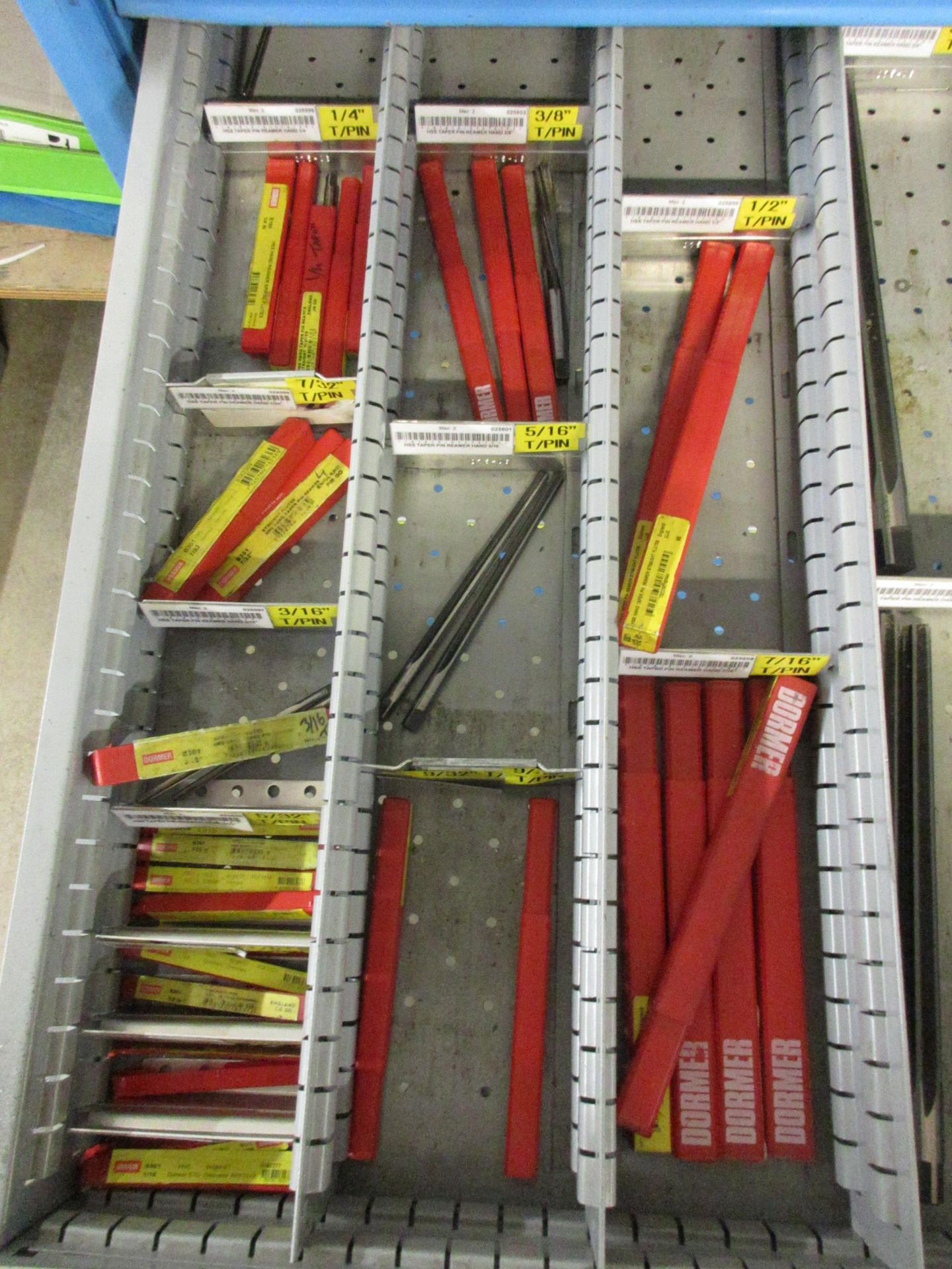 Metal 14 drawer tool cabinet, 720 x 720 x height 1630mm, with contents including carbide drill, - Image 33 of 47