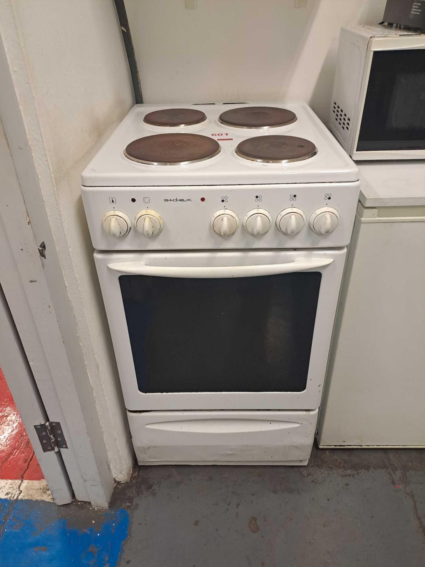 Sidex electric 4 ring hob oven and LG microwave
