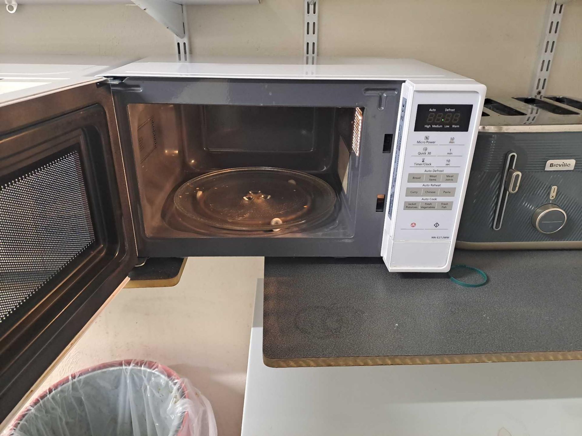 Panasonic microwave and Breville toaster - Image 2 of 3