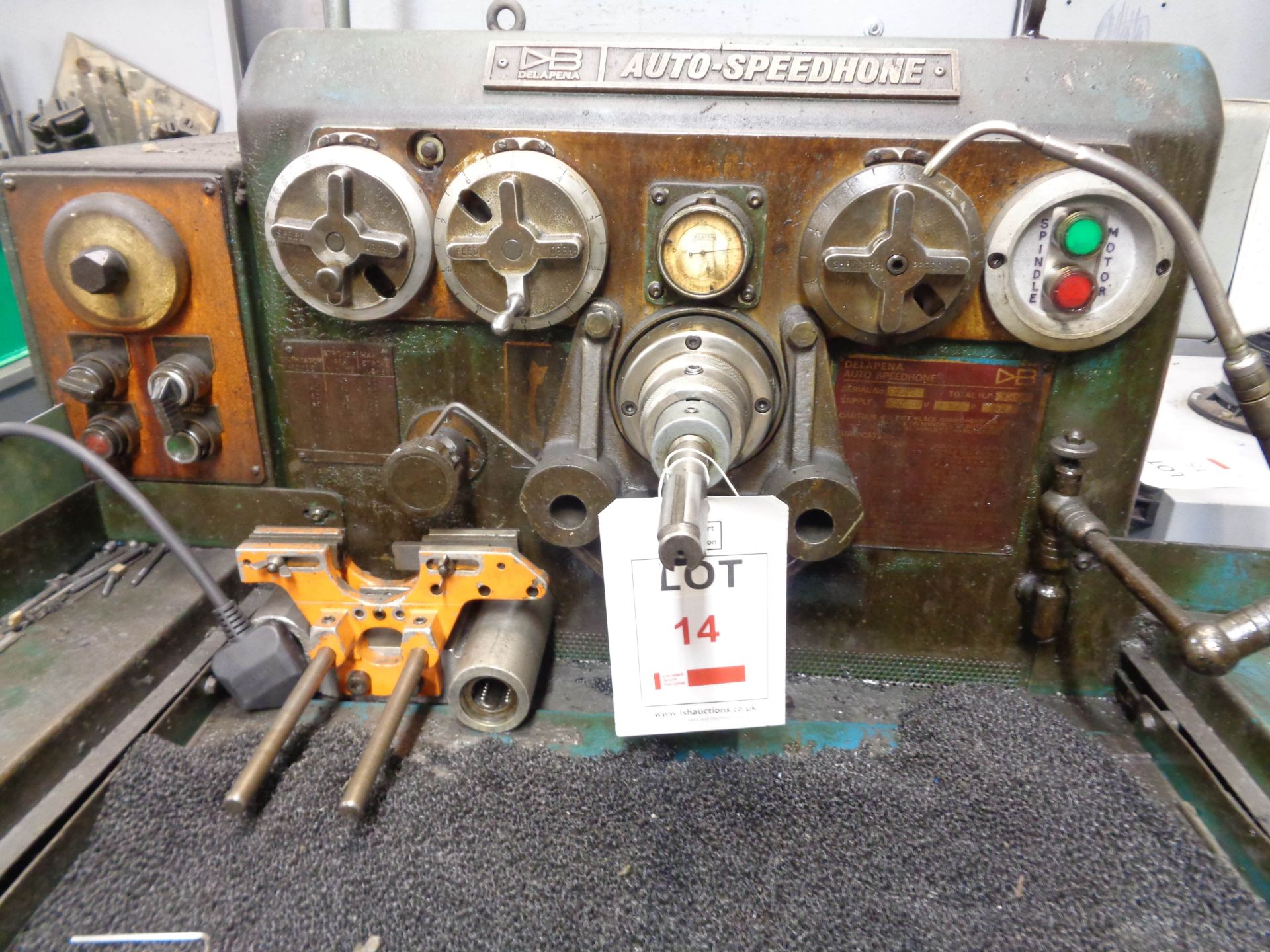 Delapena Auto Speed Hone horizontal honing machine with assorted tooling, serial no. 255224 A work - Image 3 of 6