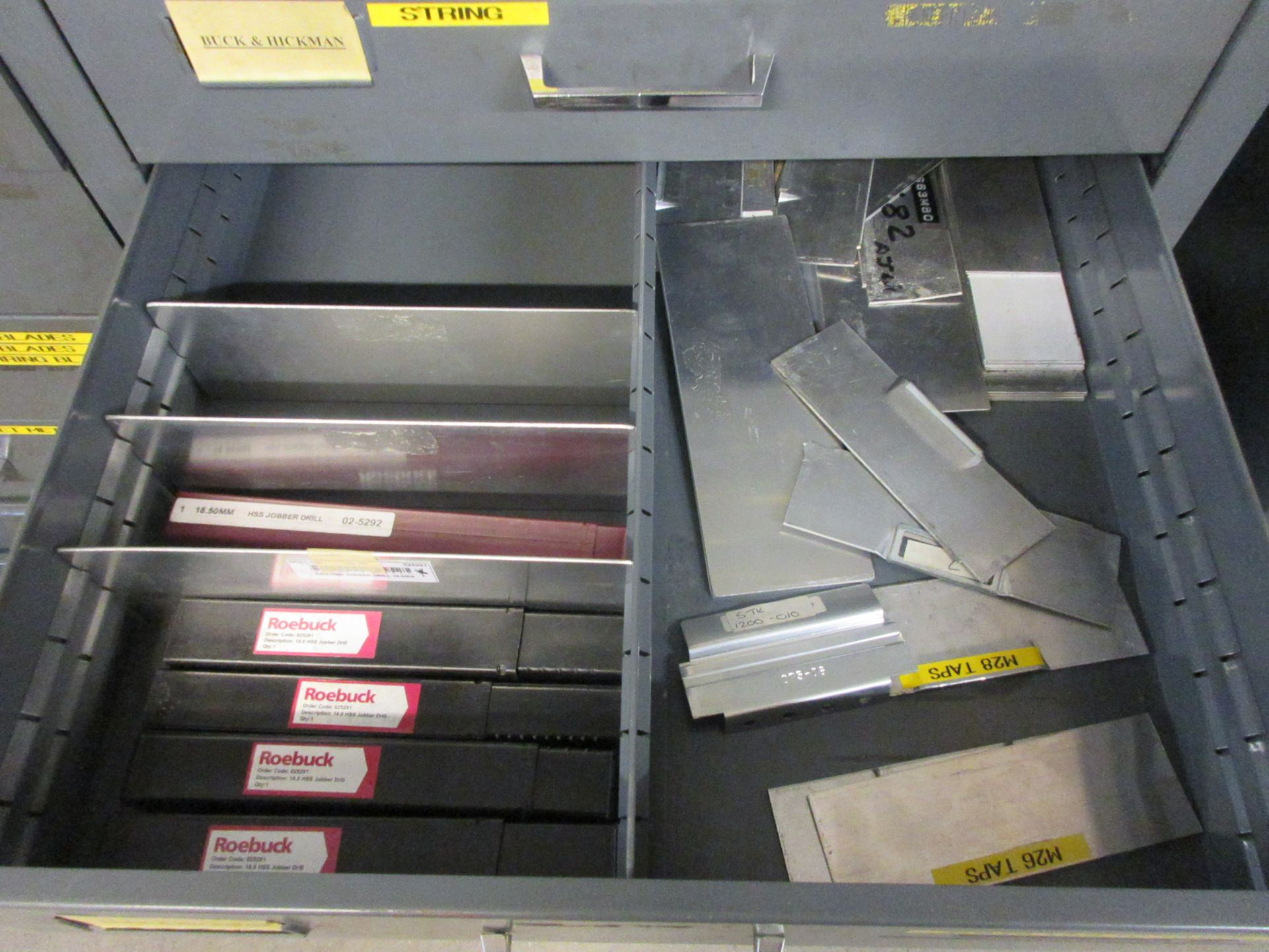 Steel metal 30 drawer storage cabinet, 1m x 500 x height 1820mm with contents including hose - Image 13 of 18