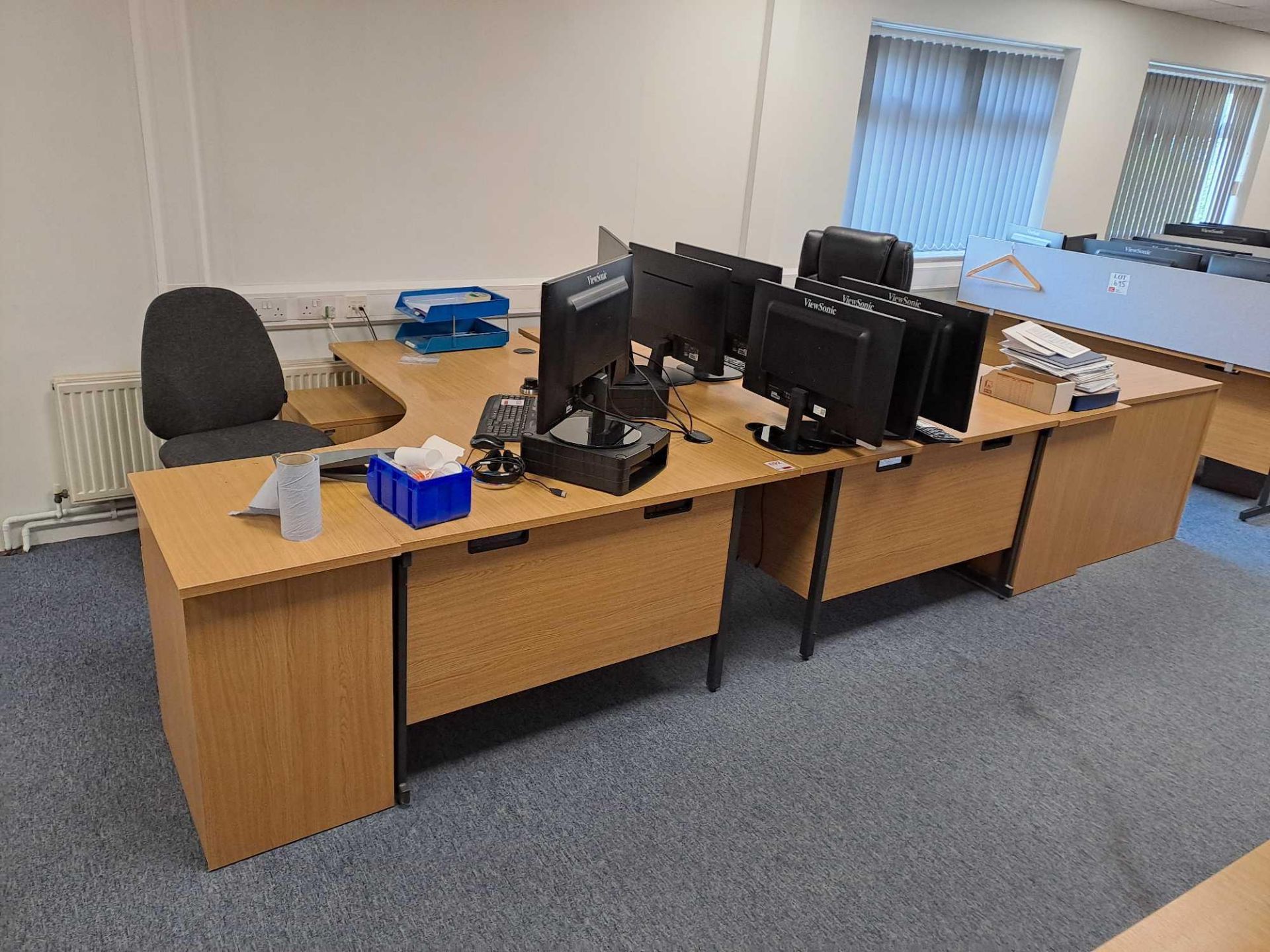 Two wood effect corner desks, one pedestal, two swivel chairs - Image 4 of 5