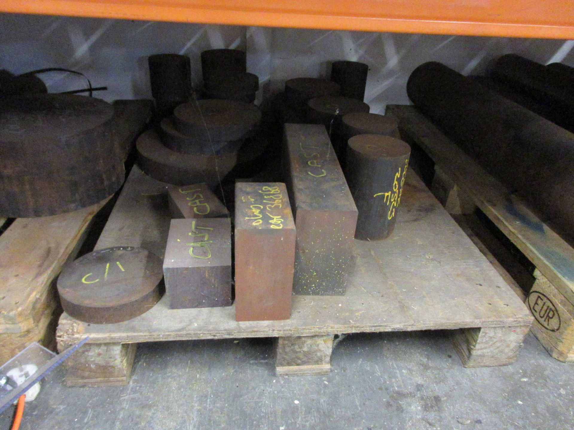 Contents of rack including steel offcuts, various lengths & diamters, machine spares, etc. - Image 6 of 9