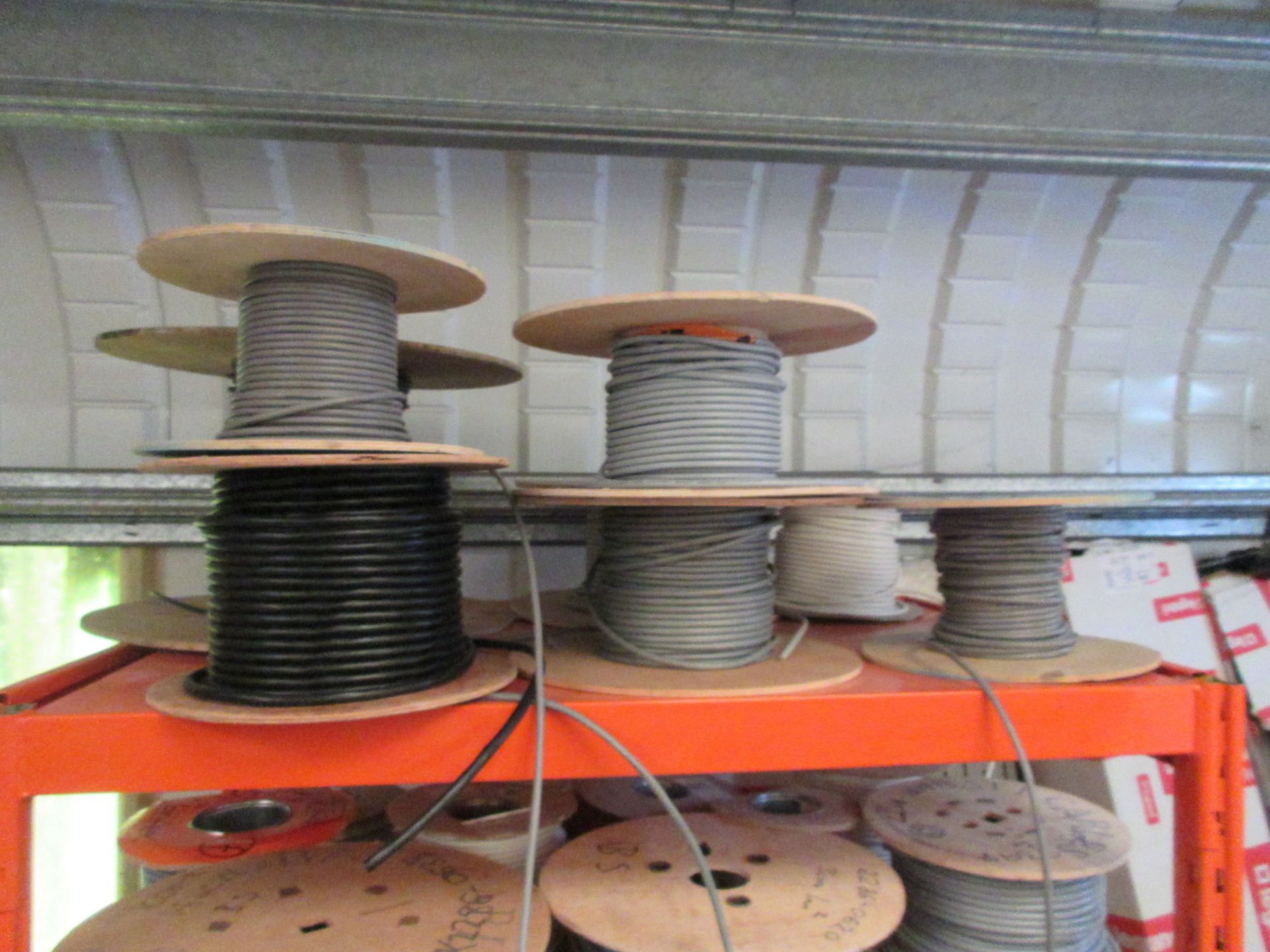 Quantity of assorted reeled electrical cable - Image 6 of 8