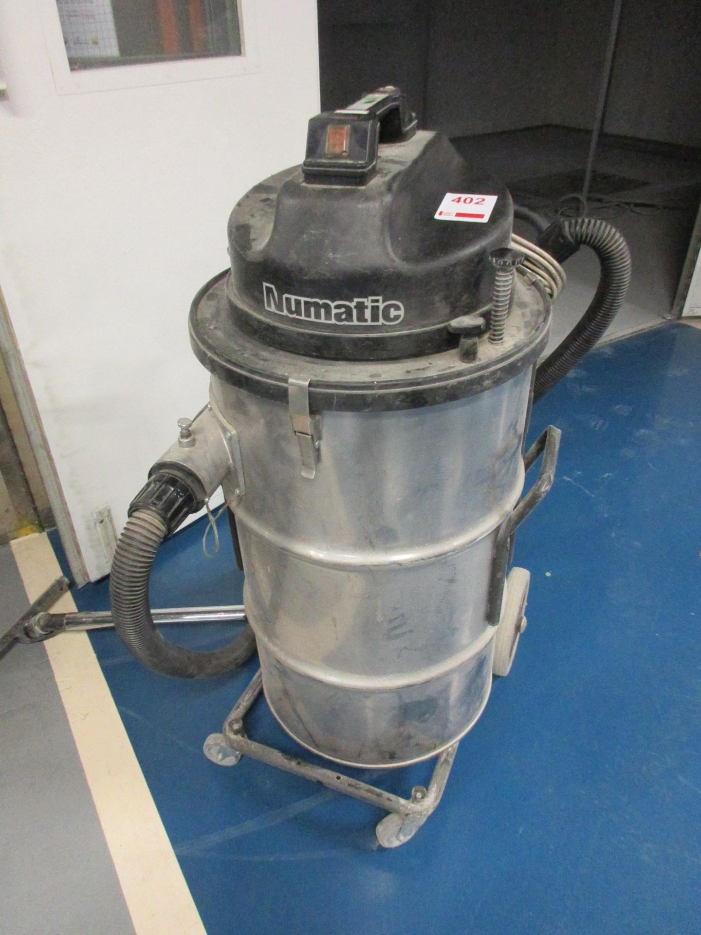 Numatic industrial vacuum, 240v