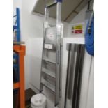 Werner aluminium step ladder, 4 tread