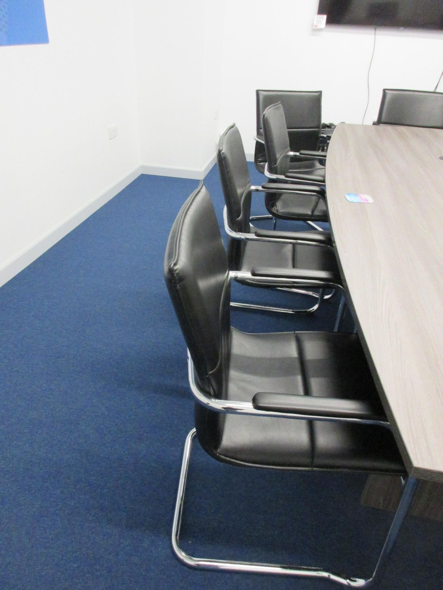 Dark wood effect boardroom table, 10 black leather effect chairs - Image 4 of 5