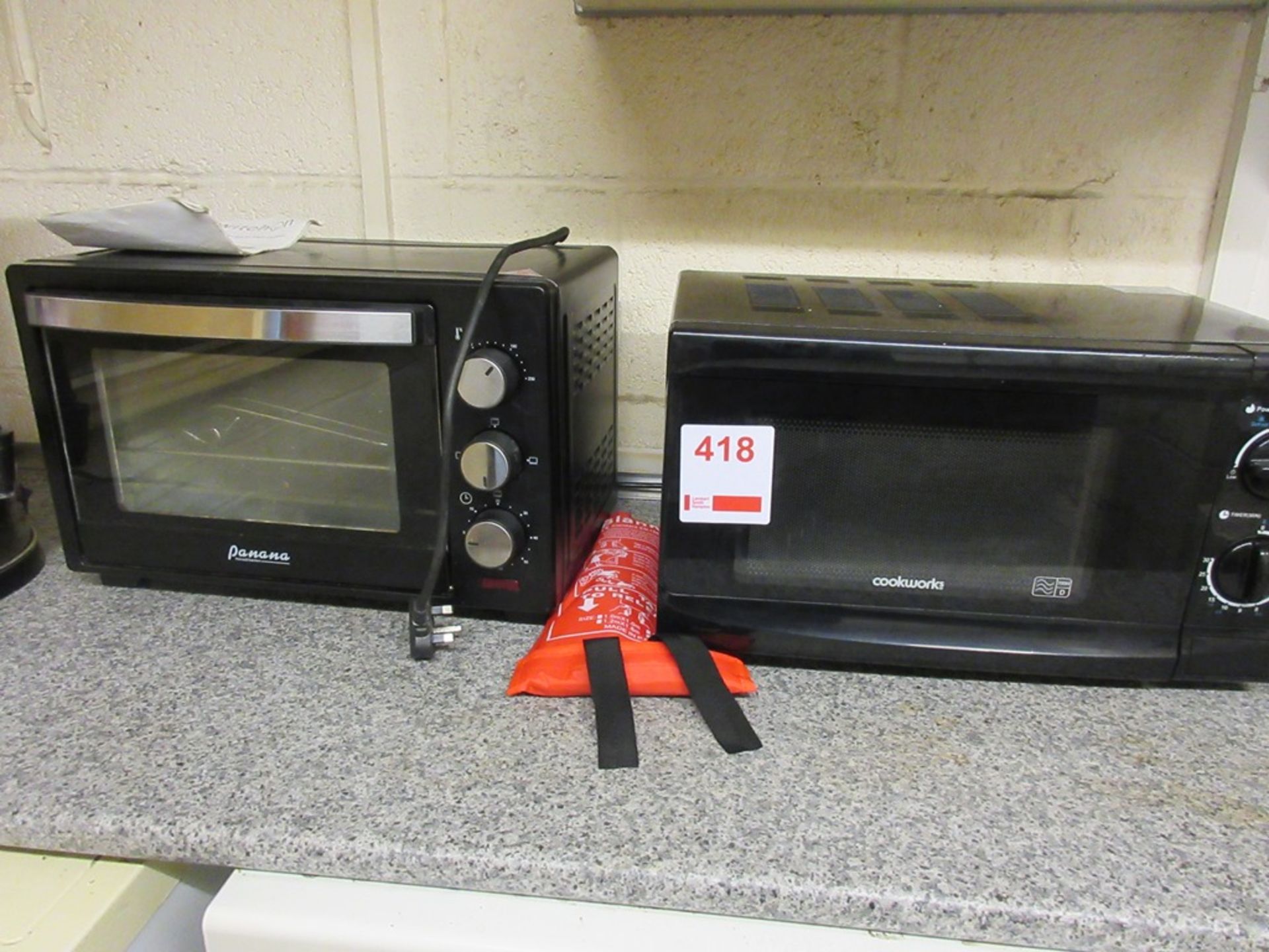 Panana Counter top grill and Cookworks microwave