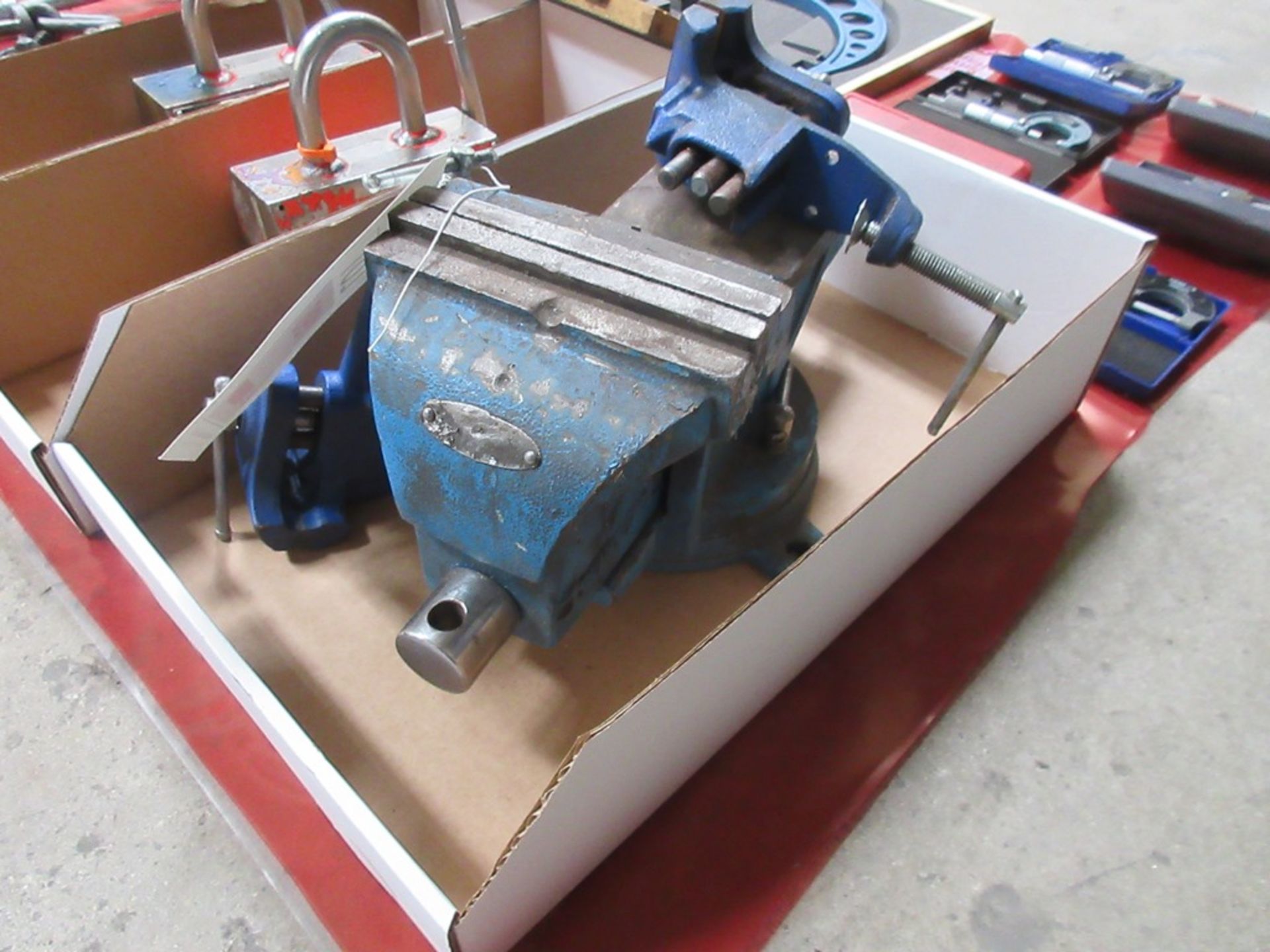 Bench vice 6"