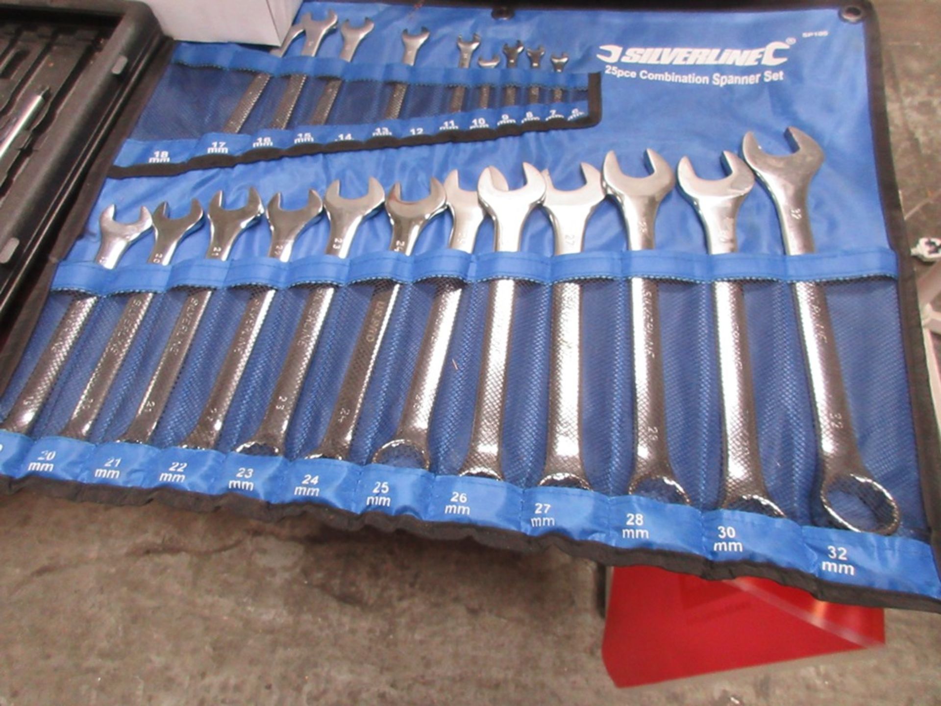 Assorted hand tools including spanners, screwdrivers, grease guns, Torx, etc. - Image 3 of 4