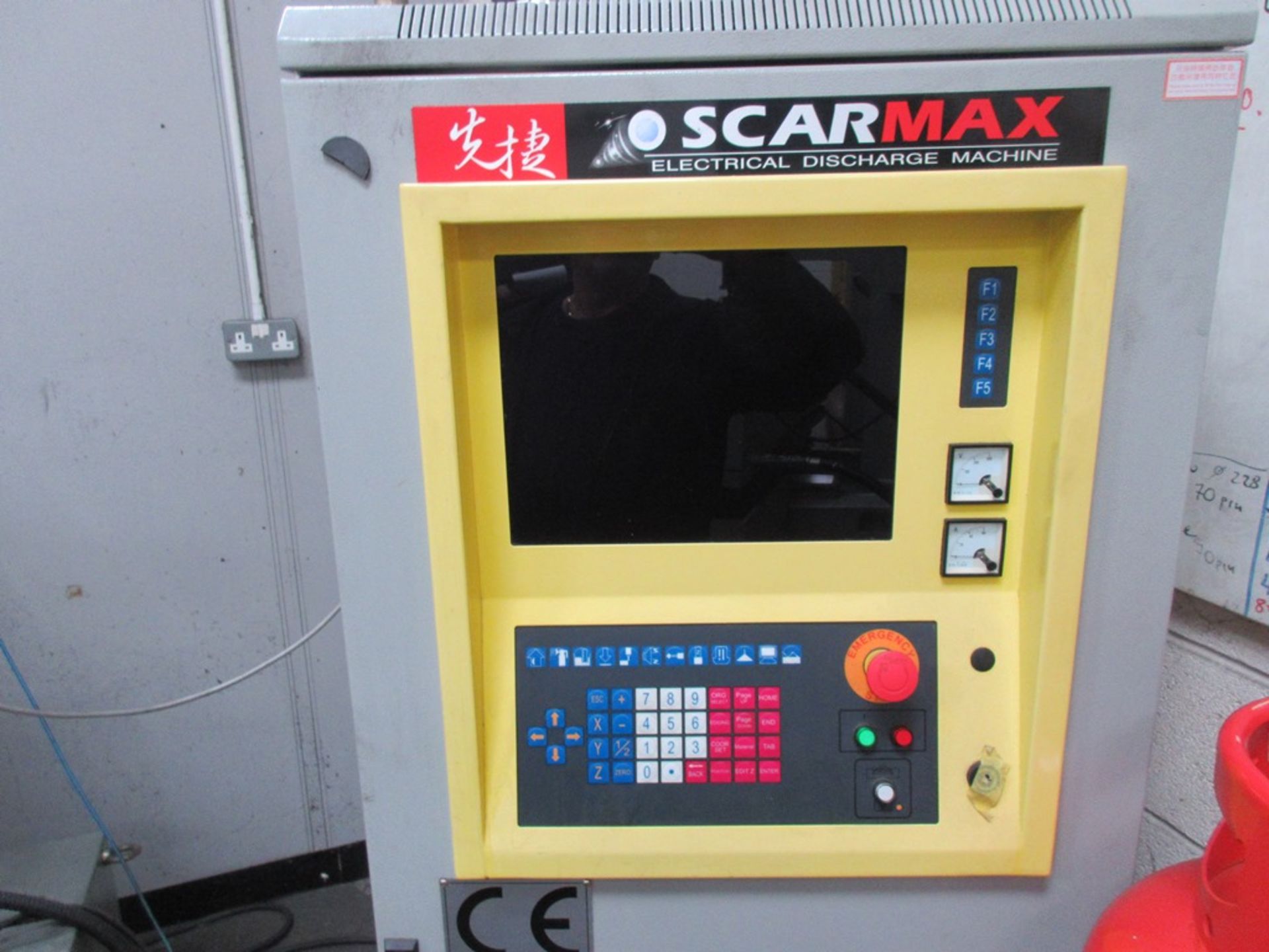 Oscarmax S325 ZNC 60A Electrical discharge machine (2017) - Image 8 of 10