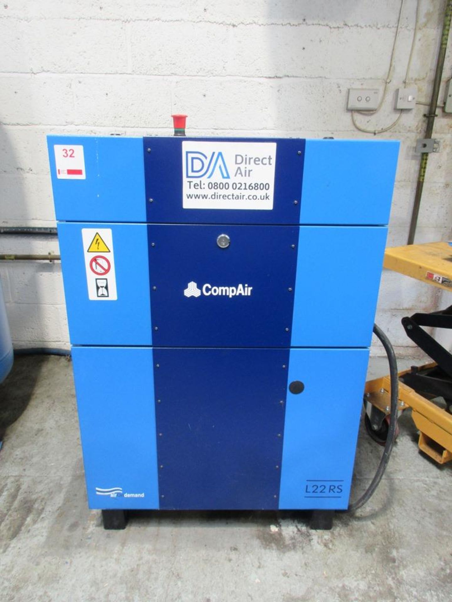 Gardner Denver CompAir L22RS Packaged air compressor (2022) - Image 3 of 12