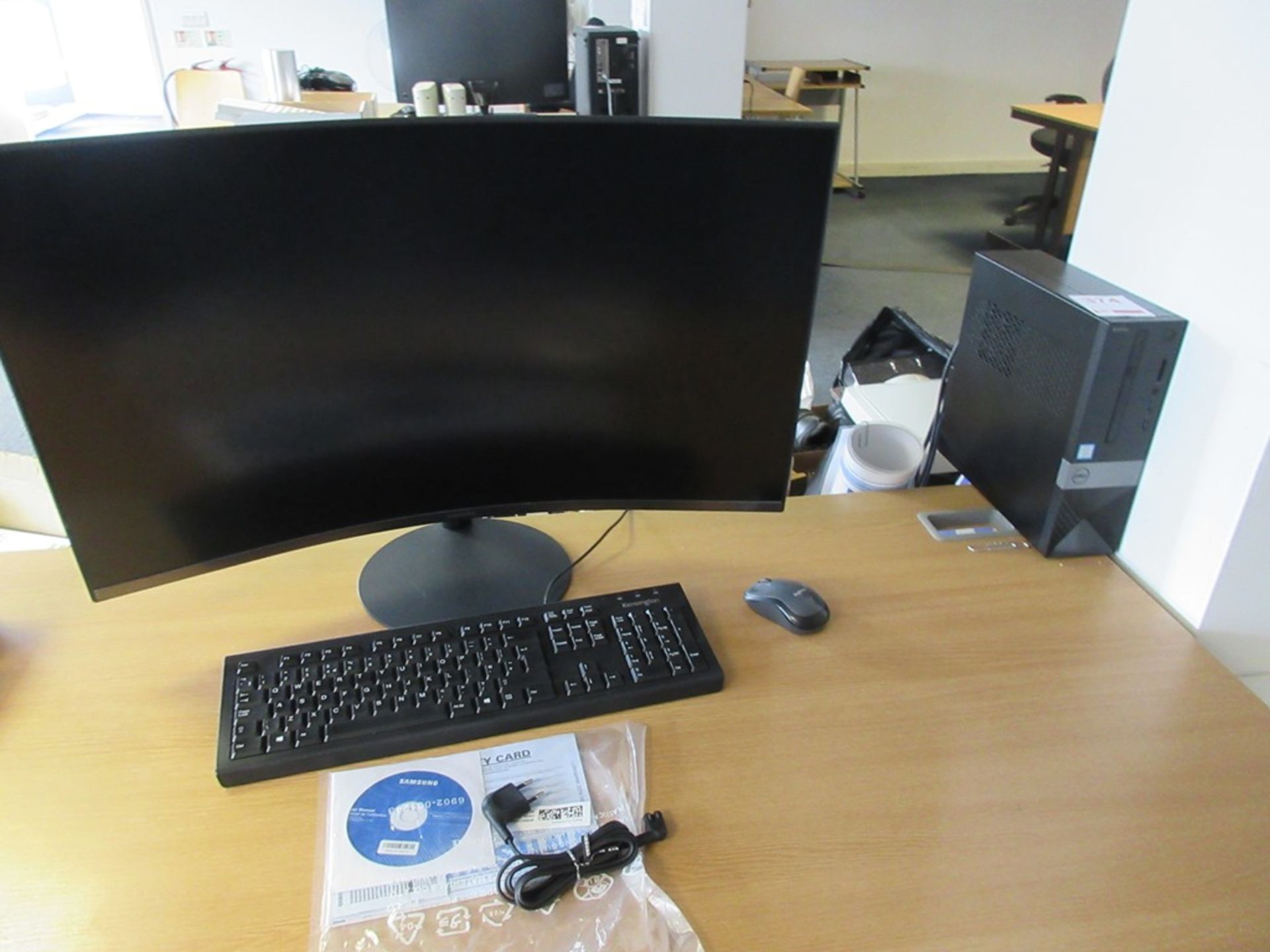 Dell Core i5 Computer system with Samsung curved screen, keyboard, mouse