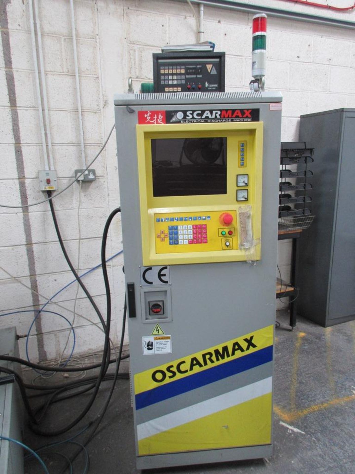 Oscarmax S430S ZNC 60A Electrical discharge machine (2016) - Image 7 of 10